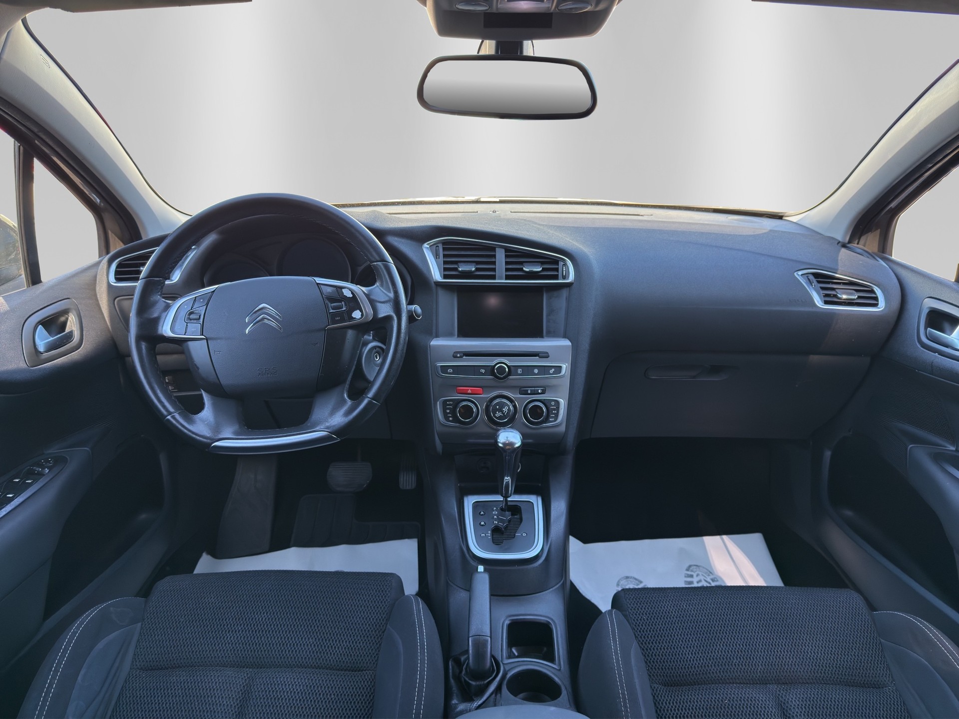 CITROEN C4 1.2 Pure Tech Feel Edition Automatic-image-8