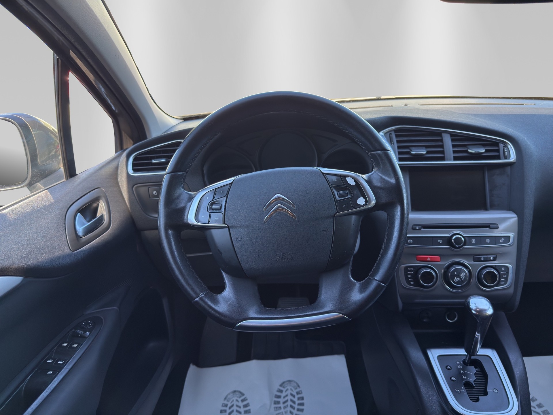 CITROEN C4 1.2 Pure Tech Feel Edition Automatic-image-9