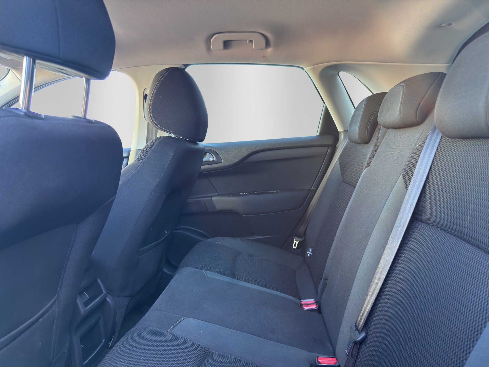 CITROEN C4 1.2 Pure Tech Feel Edition Automatic-image-12