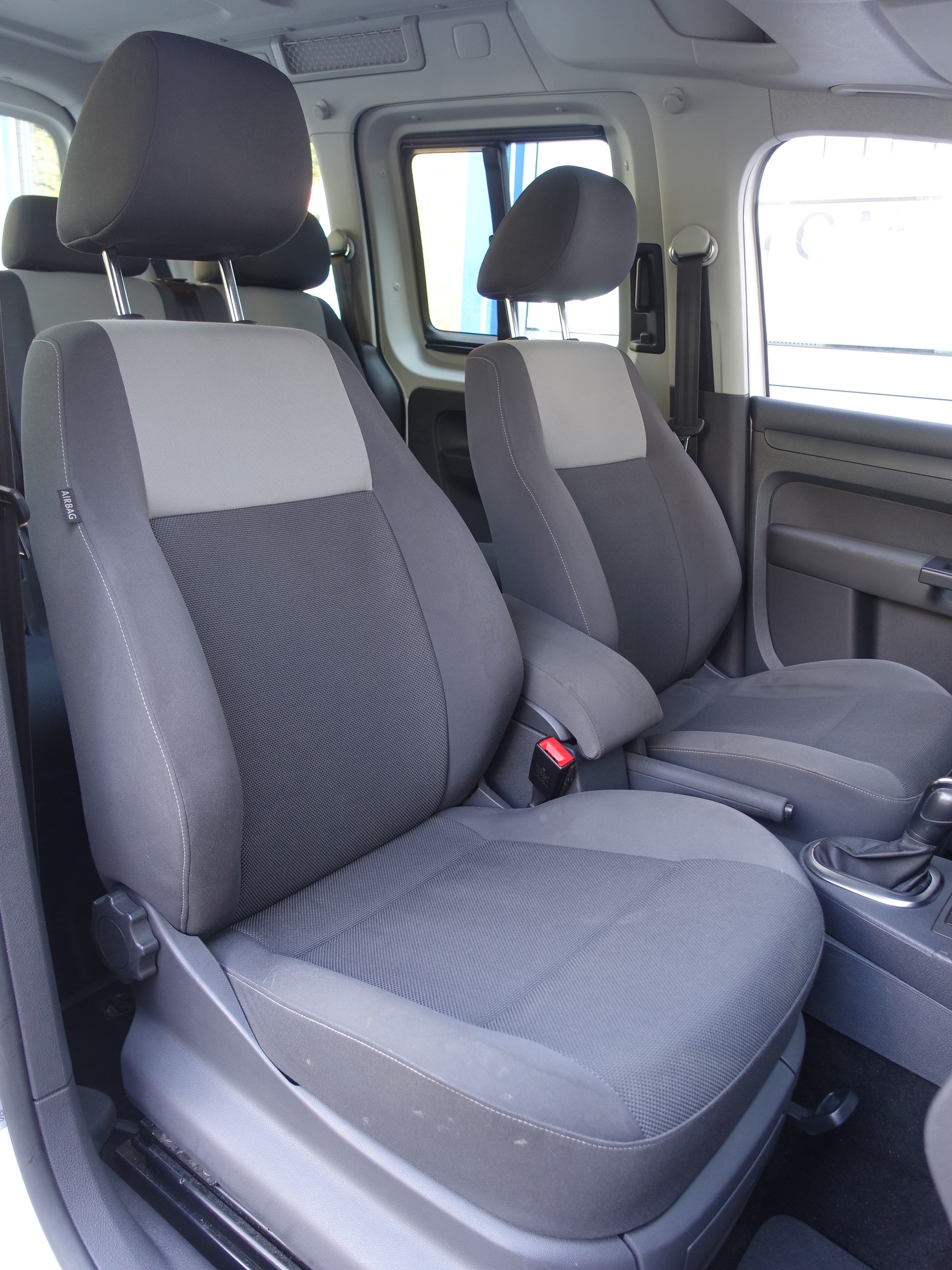 VW Caddy 1.6 TDI Blue Motion Technology Trendline DSG-image-11