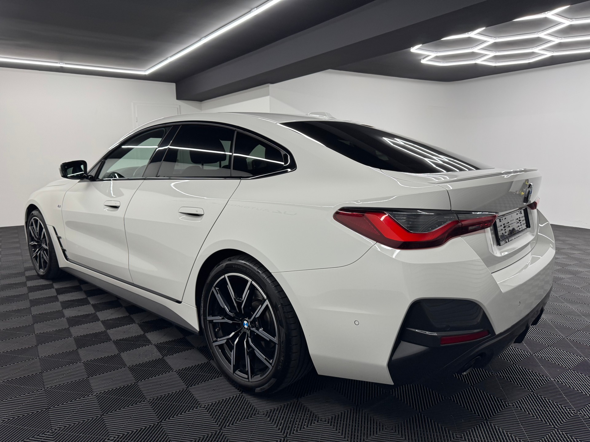 BMW 420d xDrive 48V Gran Coupé M Sport Steptronic-image-3