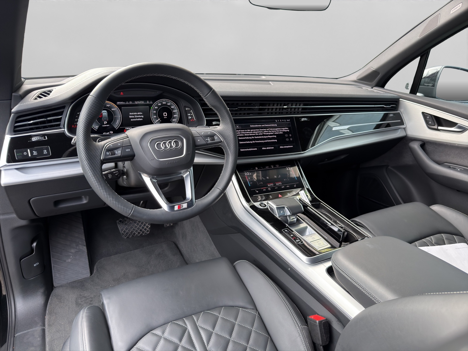 AUDI Q7 SUV 3.0 TFSI e S Line quattro 290 T-Tronic-image-9