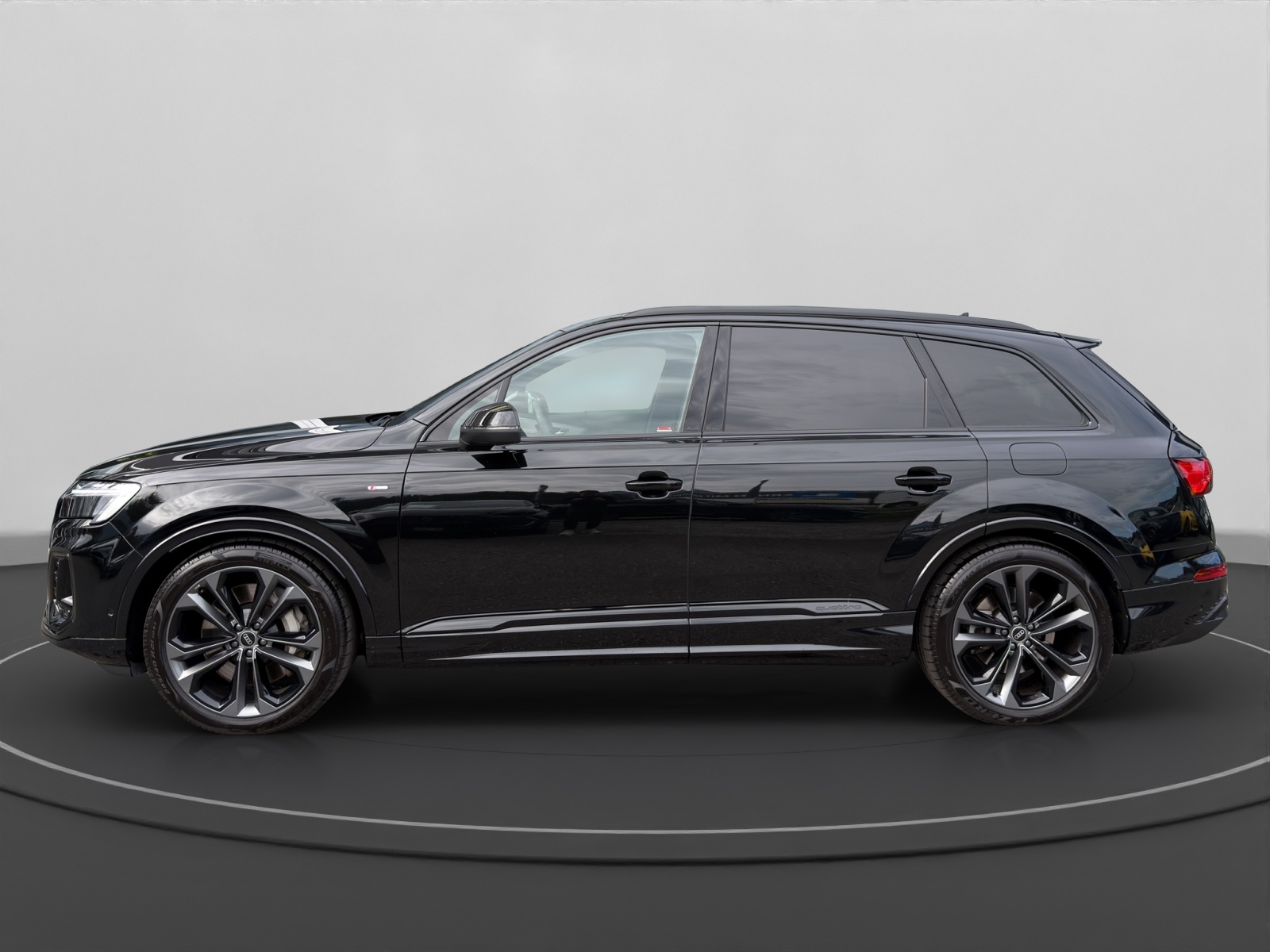 AUDI Q7 SUV 3.0 TFSI e S Line quattro 290 T-Tronic-image-5