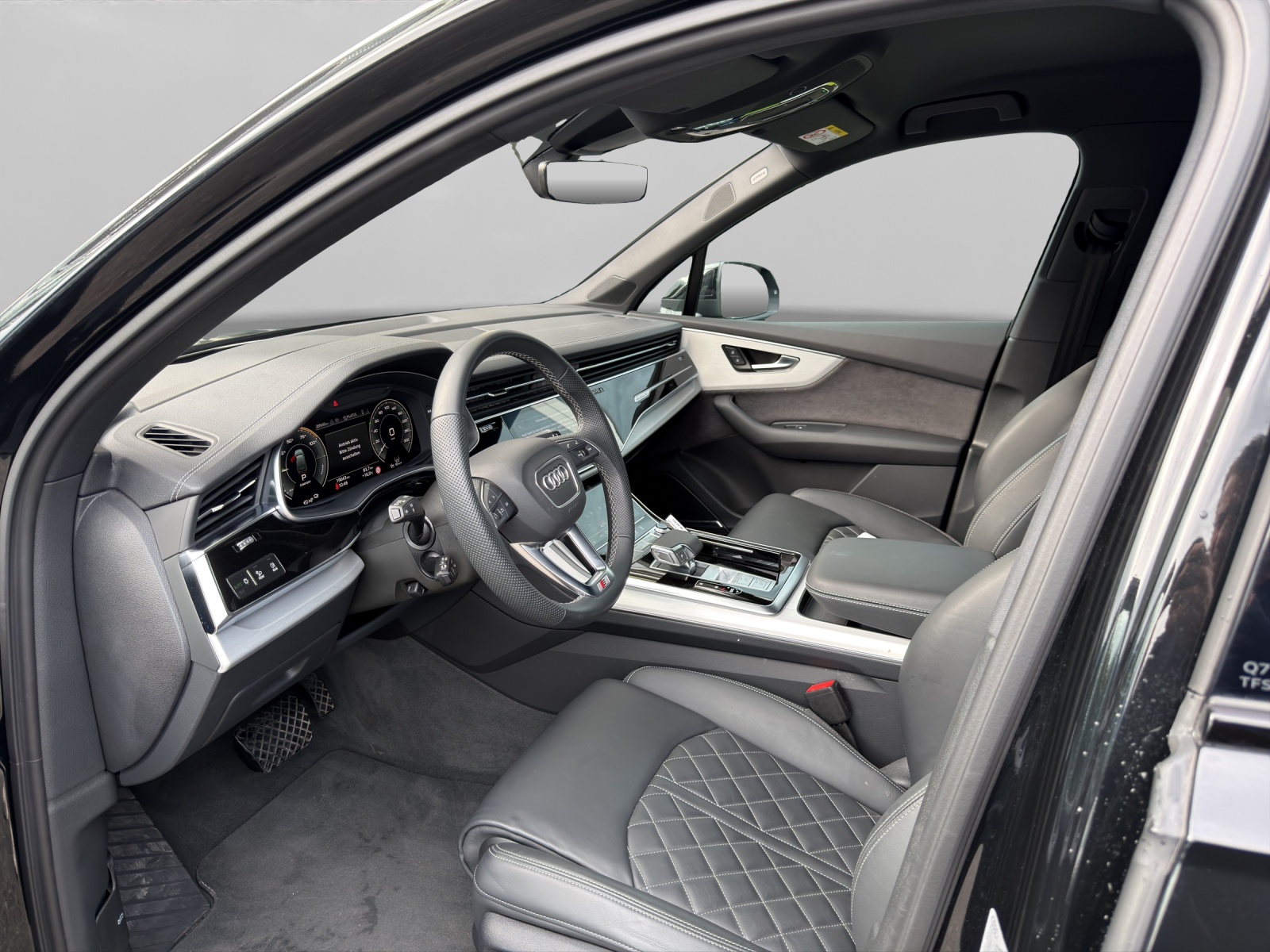 AUDI Q7 SUV 3.0 TFSI e S Line quattro 290 T-Tronic-image-10