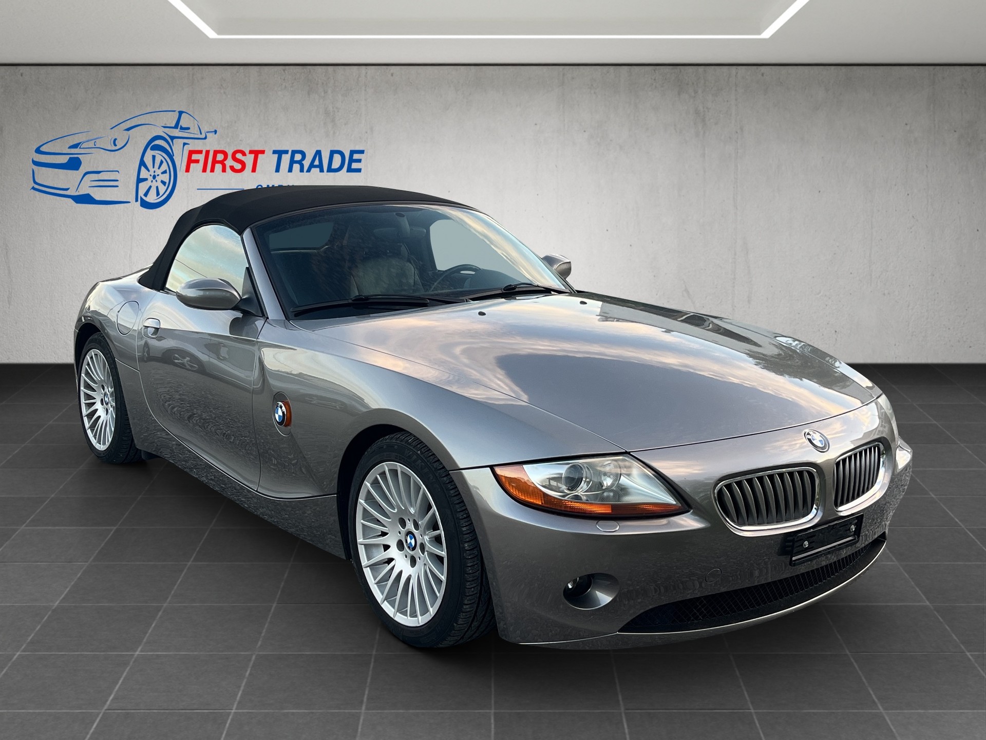BMW Z4 3.0i Roadster-image-12