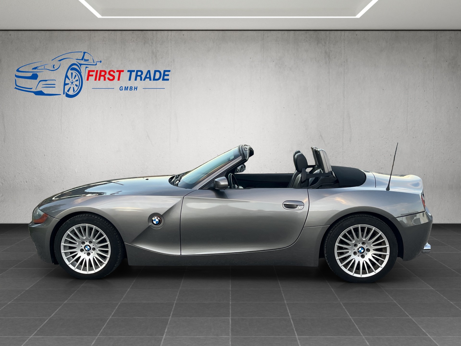BMW Z4 3.0i Roadster-image-3