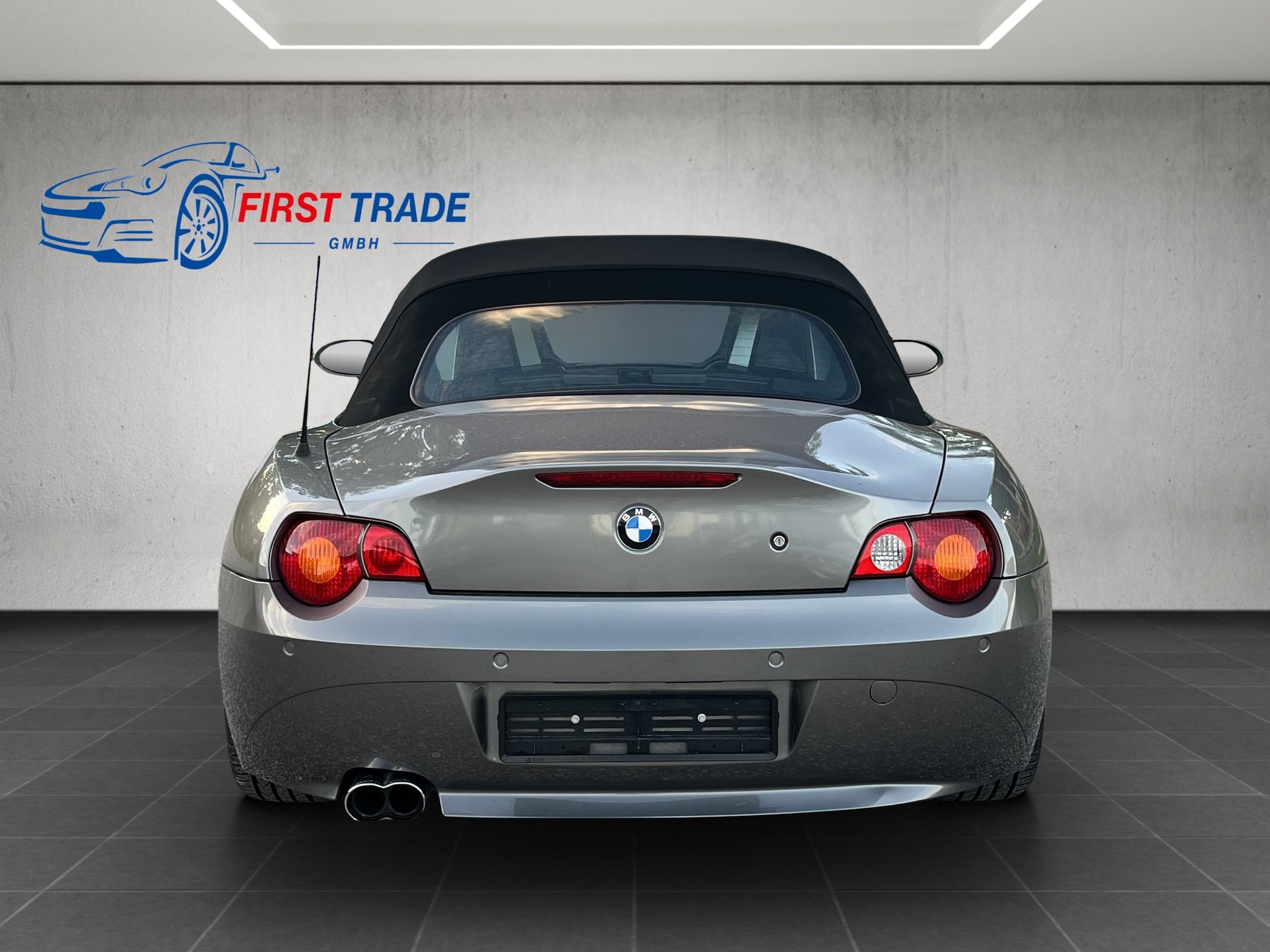BMW Z4 3.0i Roadster-image-14