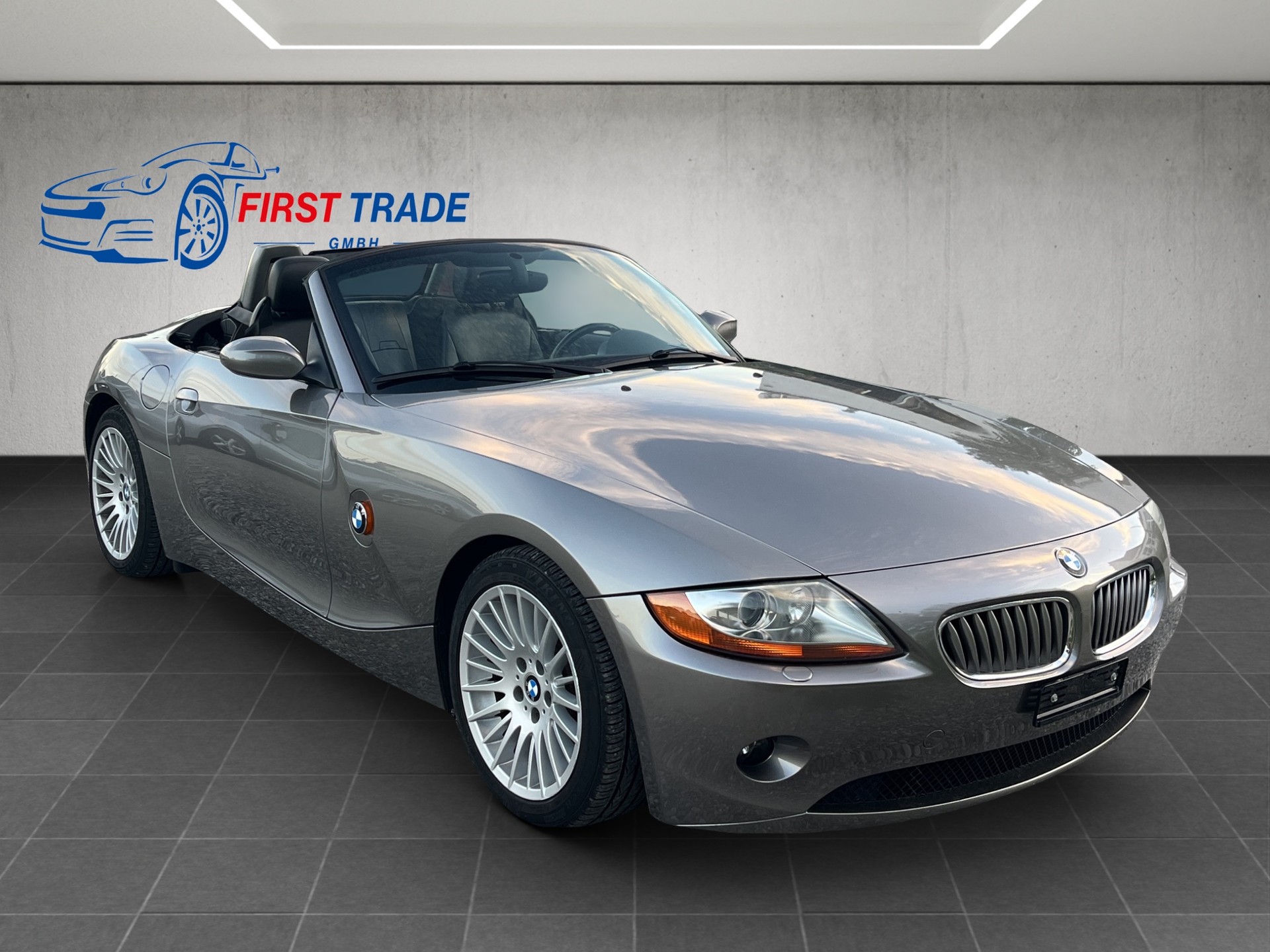 BMW Z4 3.0i Roadster-image-2