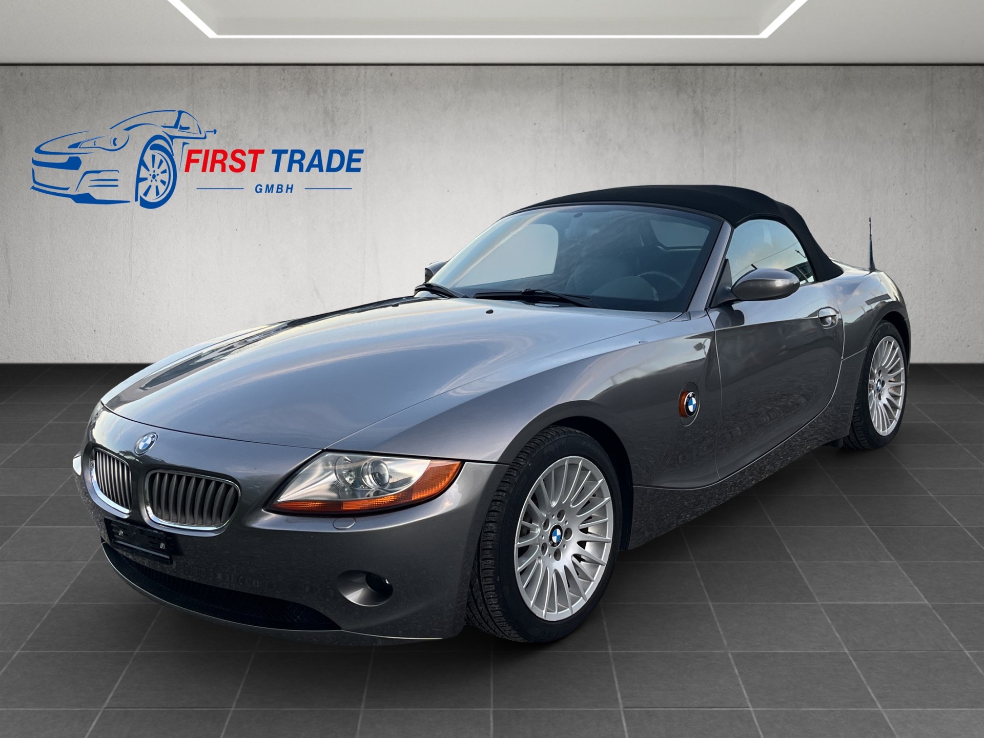 BMW Z4 3.0i Roadster-image-11