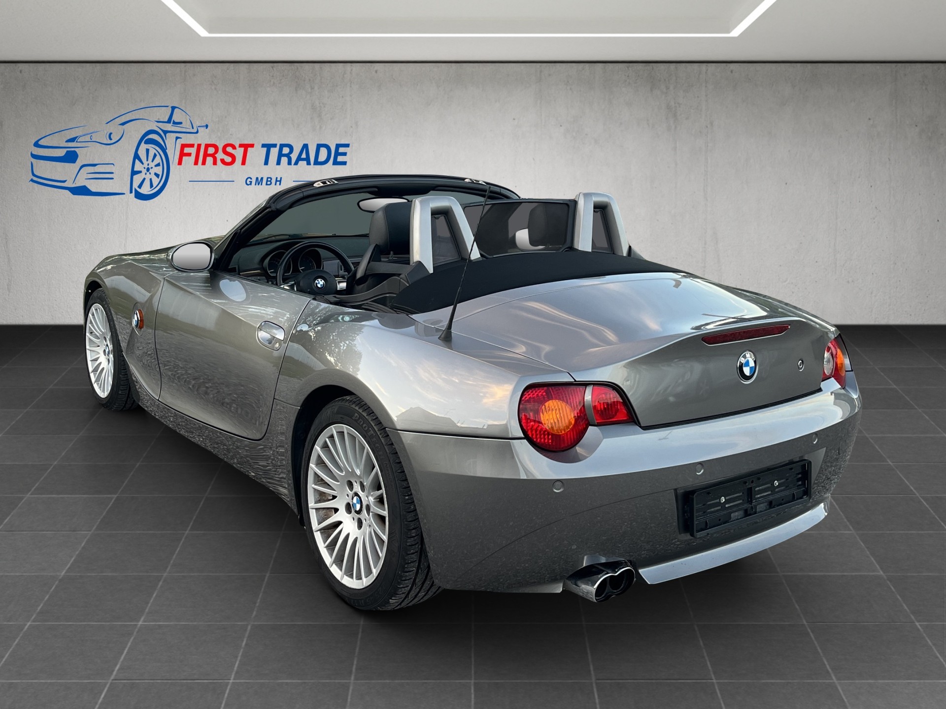 BMW Z4 3.0i Roadster-image-5