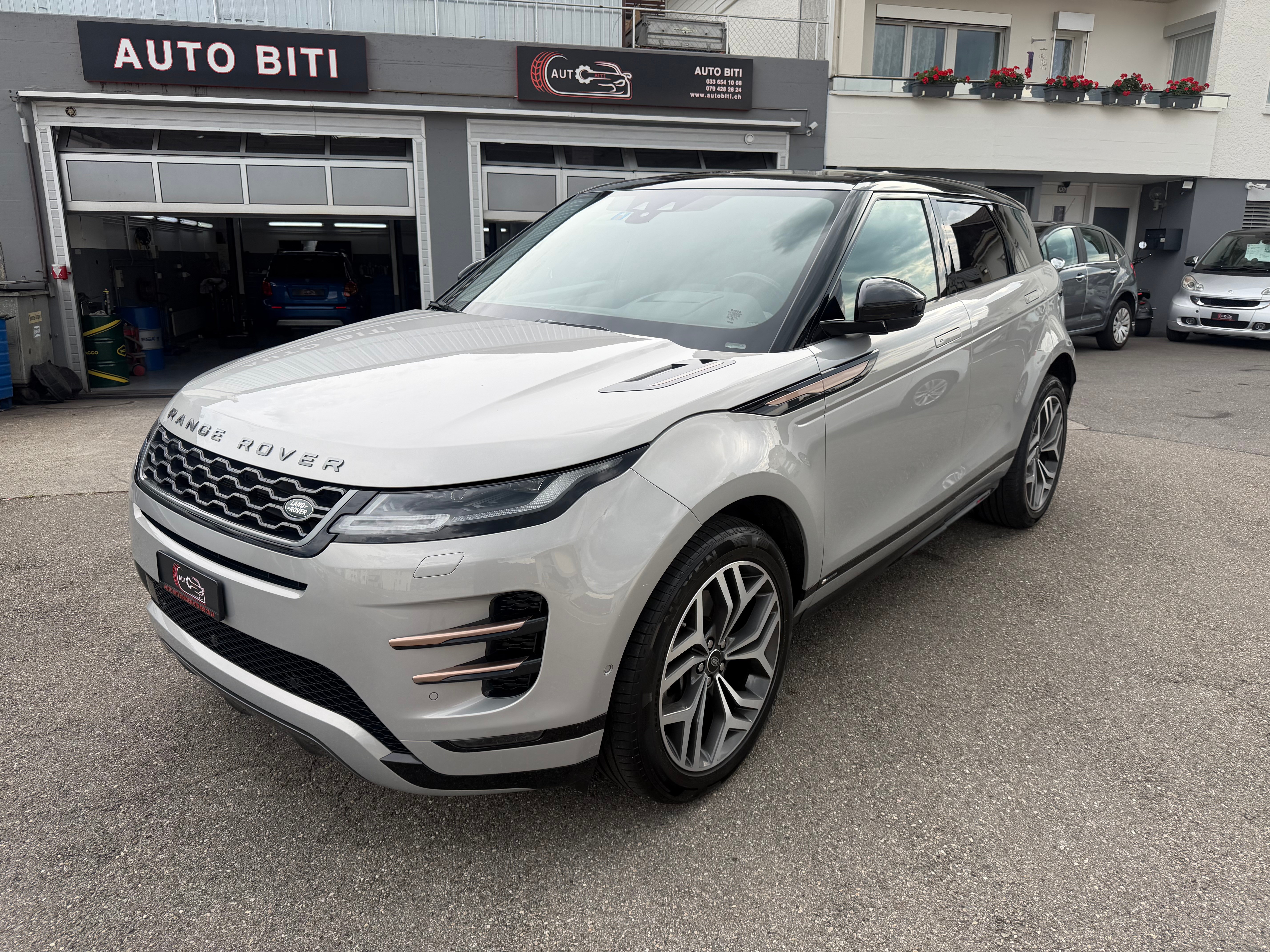 Car photo