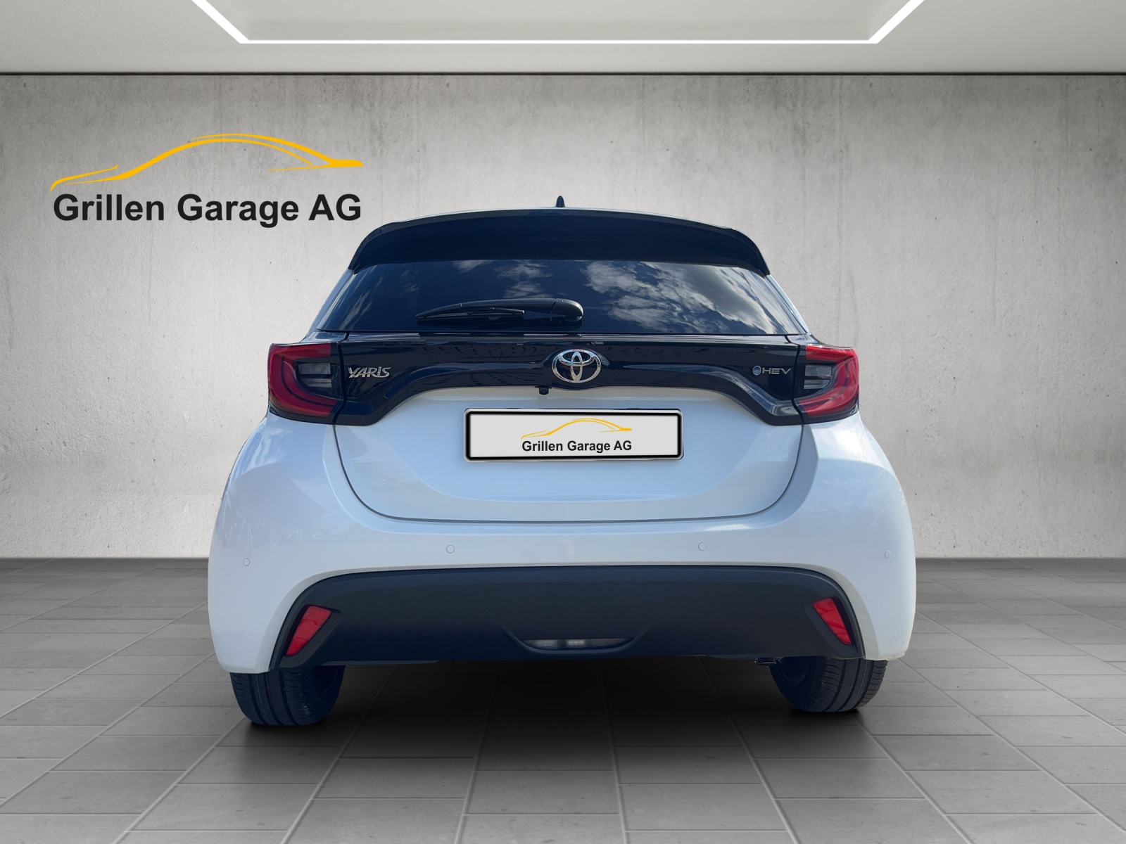 TOYOTA Yaris 1.5 VVT-i HSD Teamplayer-image-3