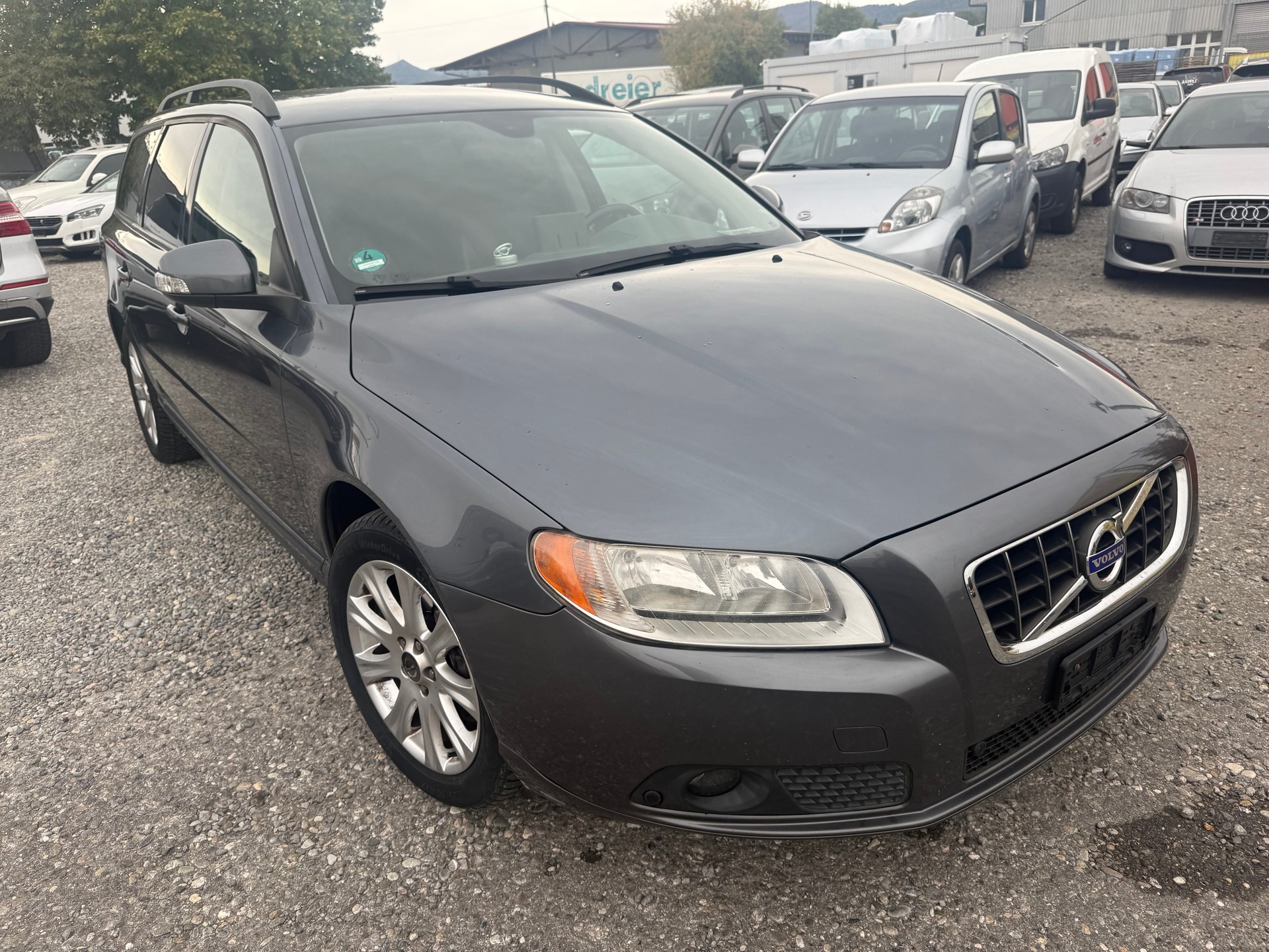 VOLVO V70 D5 AWD Summum Geartronic-image-0