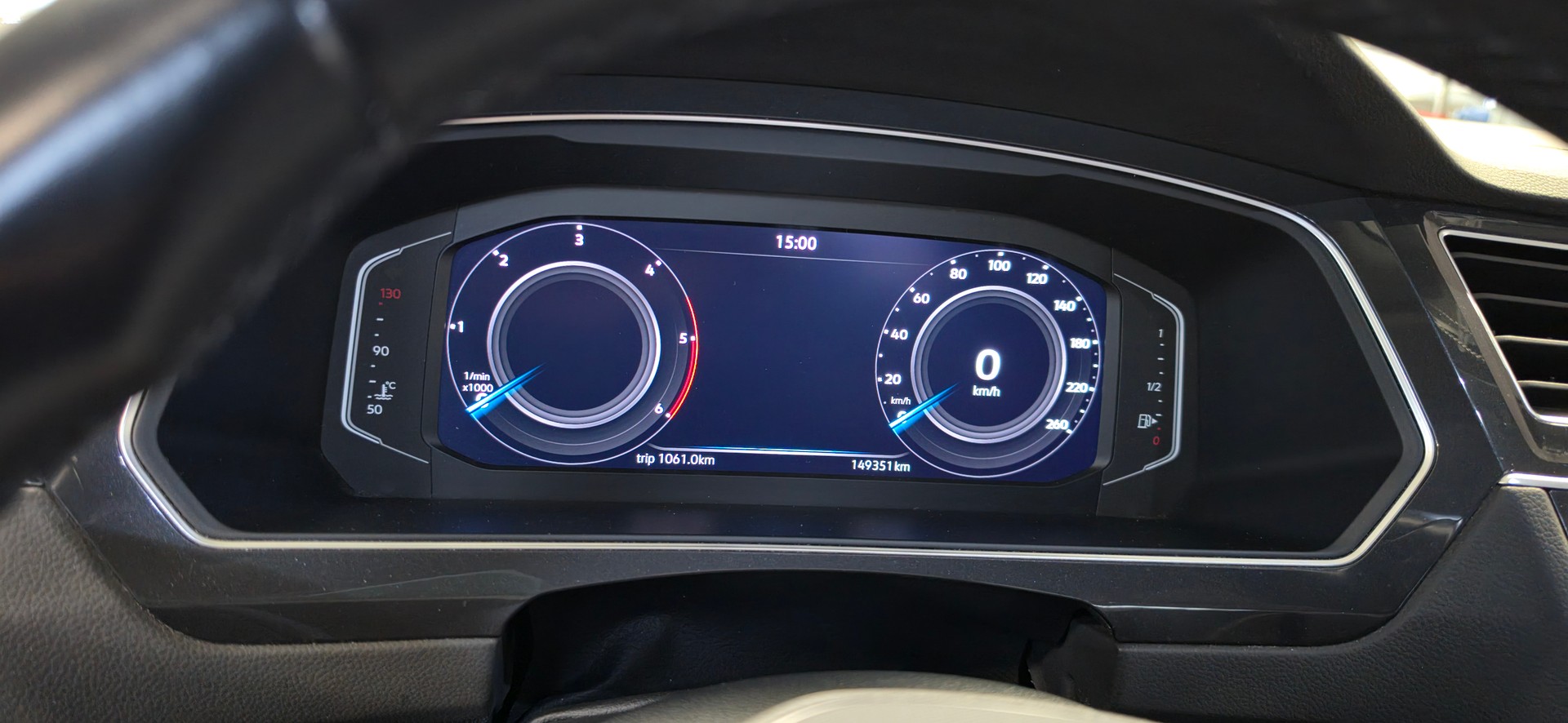 VW 2.0 TDI SCR Elegance DSG-image-5