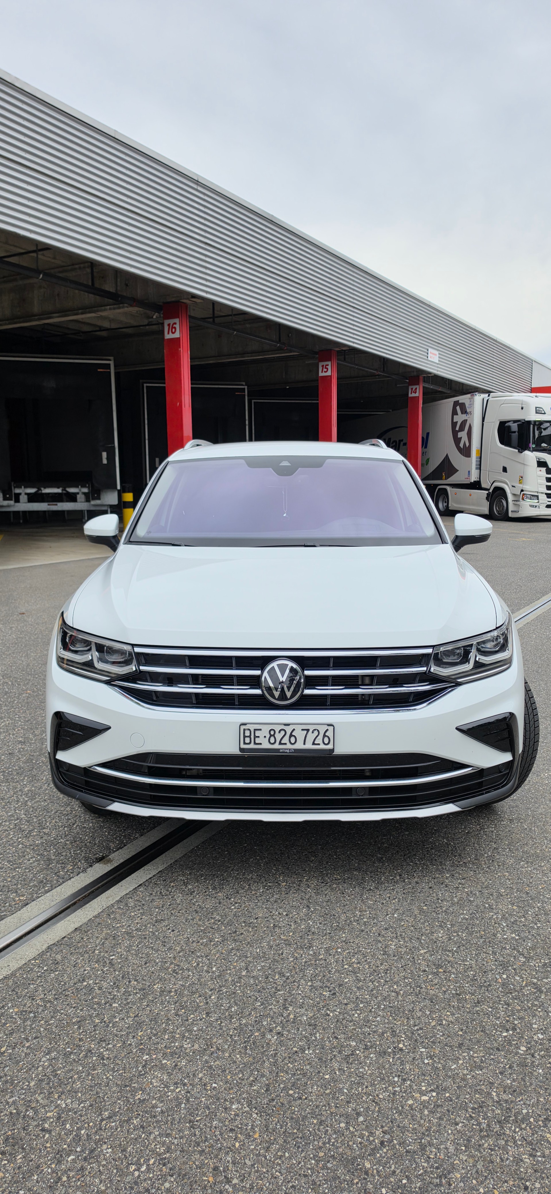 VW 2.0 TDI SCR Elegance DSG-image-0