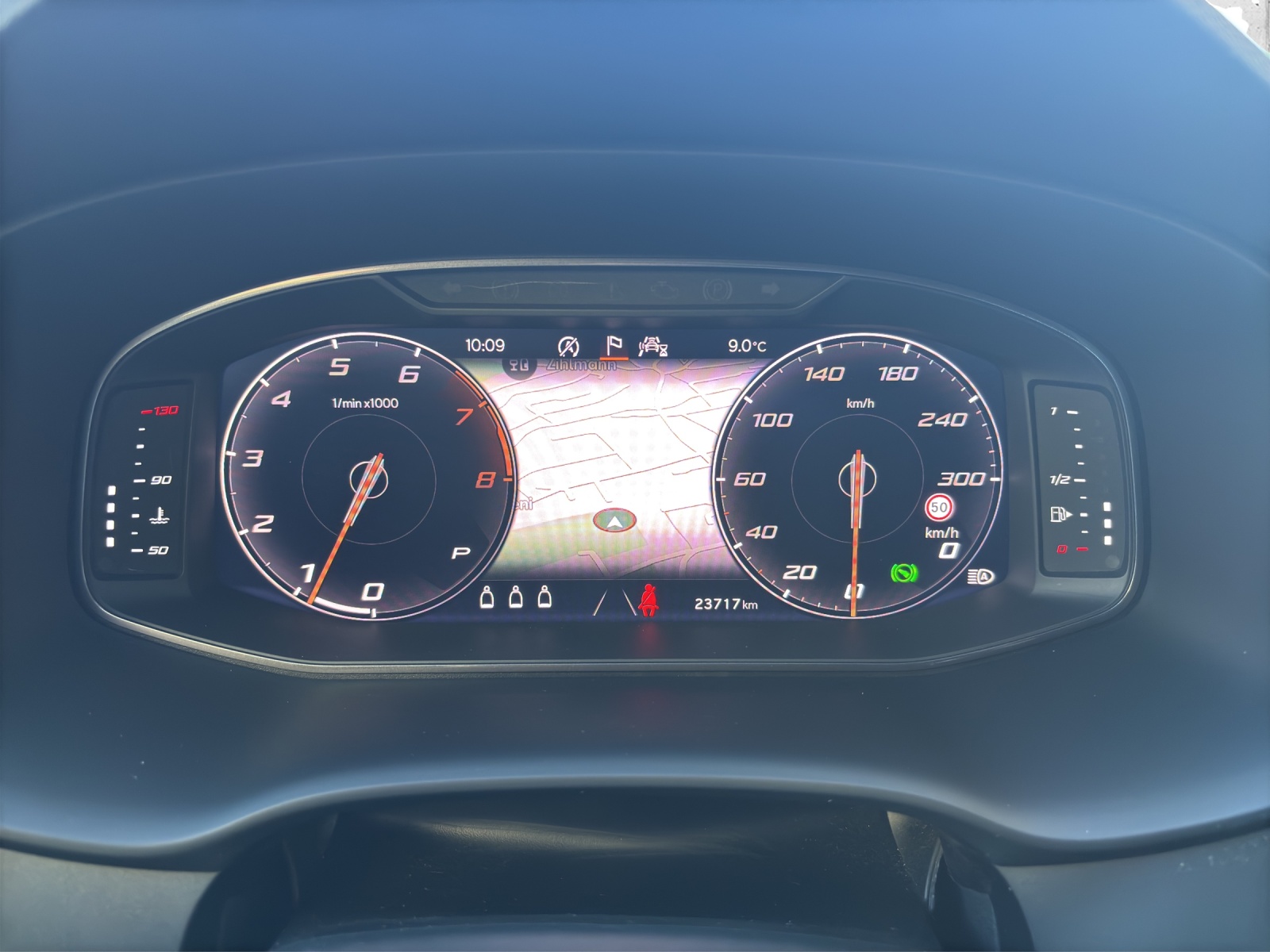 CUPRA Ateca 2.0TSI VZ 4Drive DSG mit AHK & Supersportlenkrad-image-16