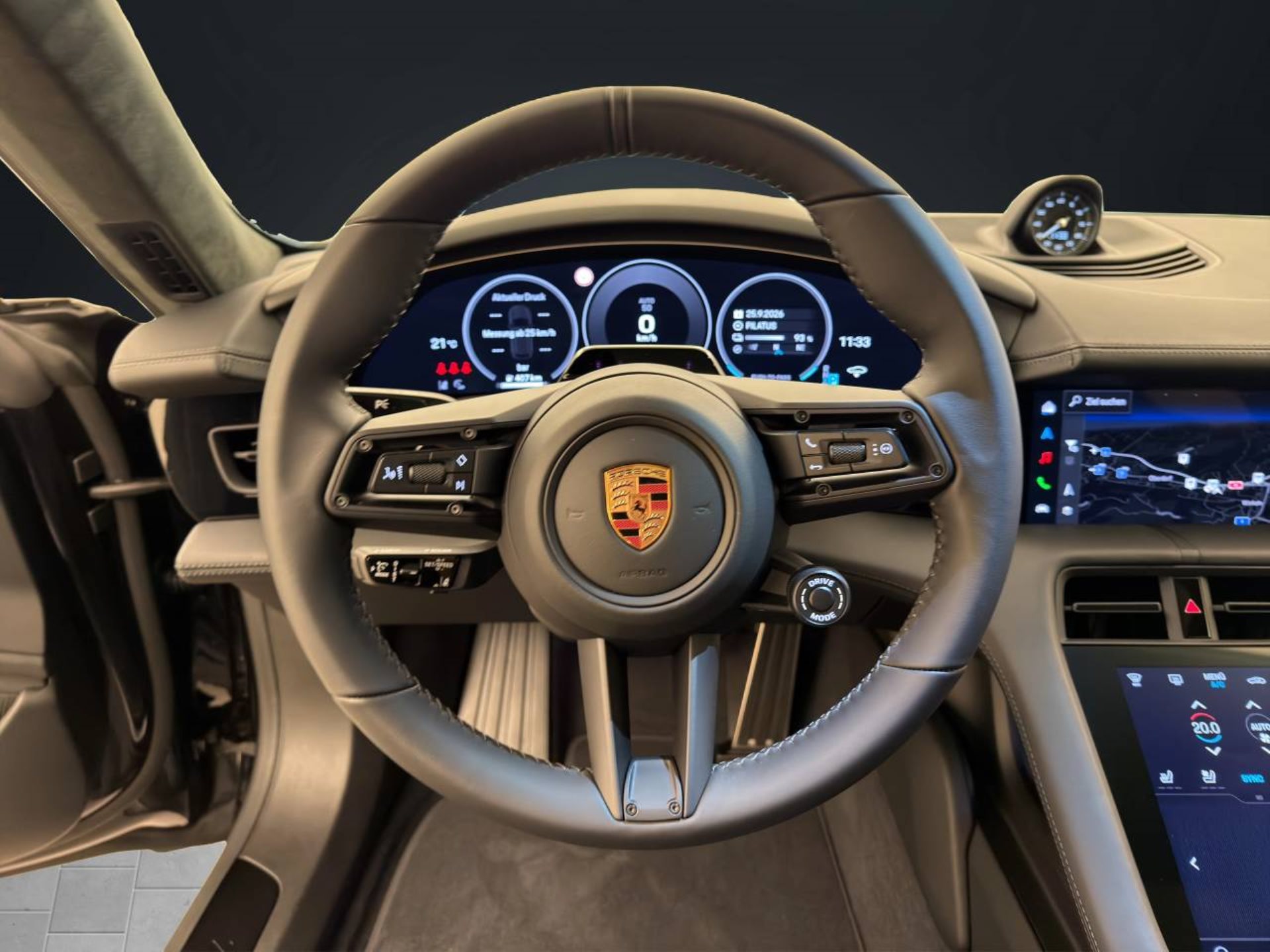 PORSCHE Taycan GTS Sport Turismo-image-13