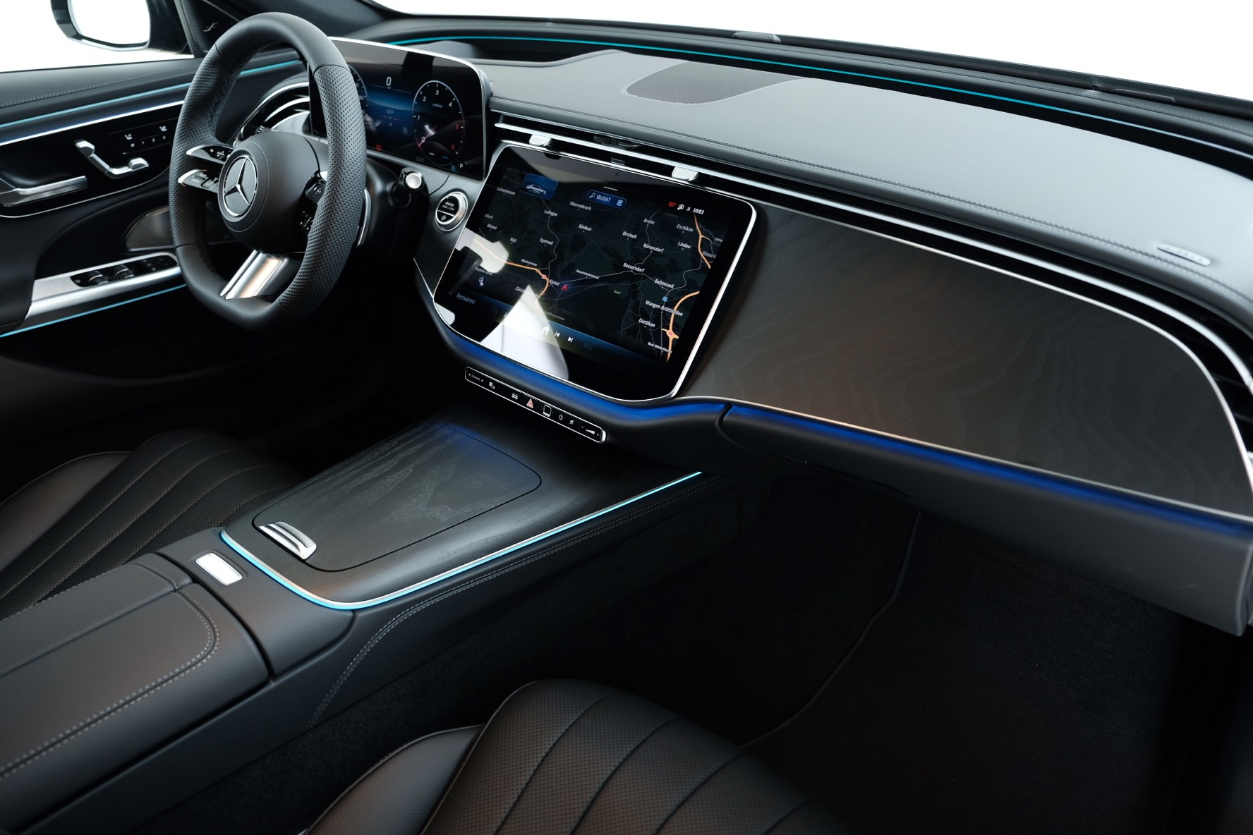 MERCEDES-BENZ E 220 d AMG Line 4matic W214-image-5