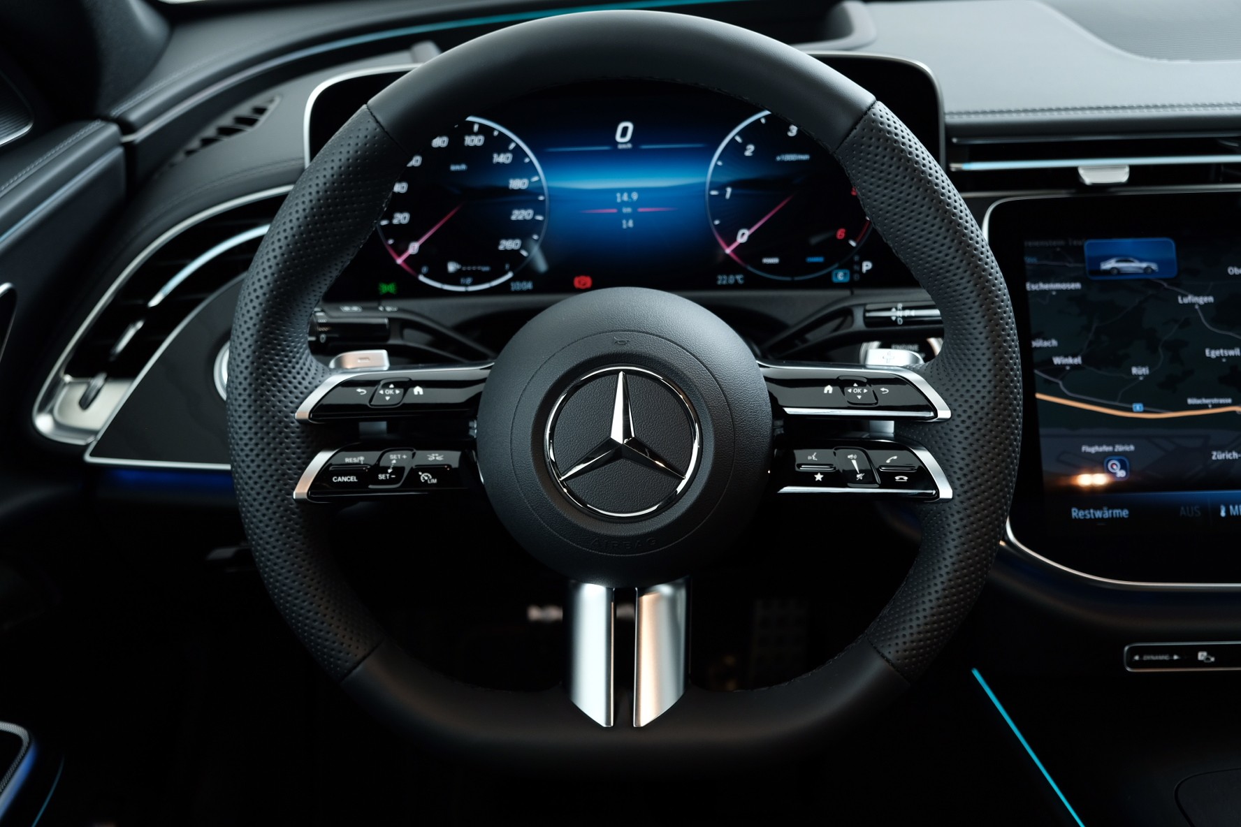 MERCEDES-BENZ E 220 d AMG Line 4matic W214-image-7