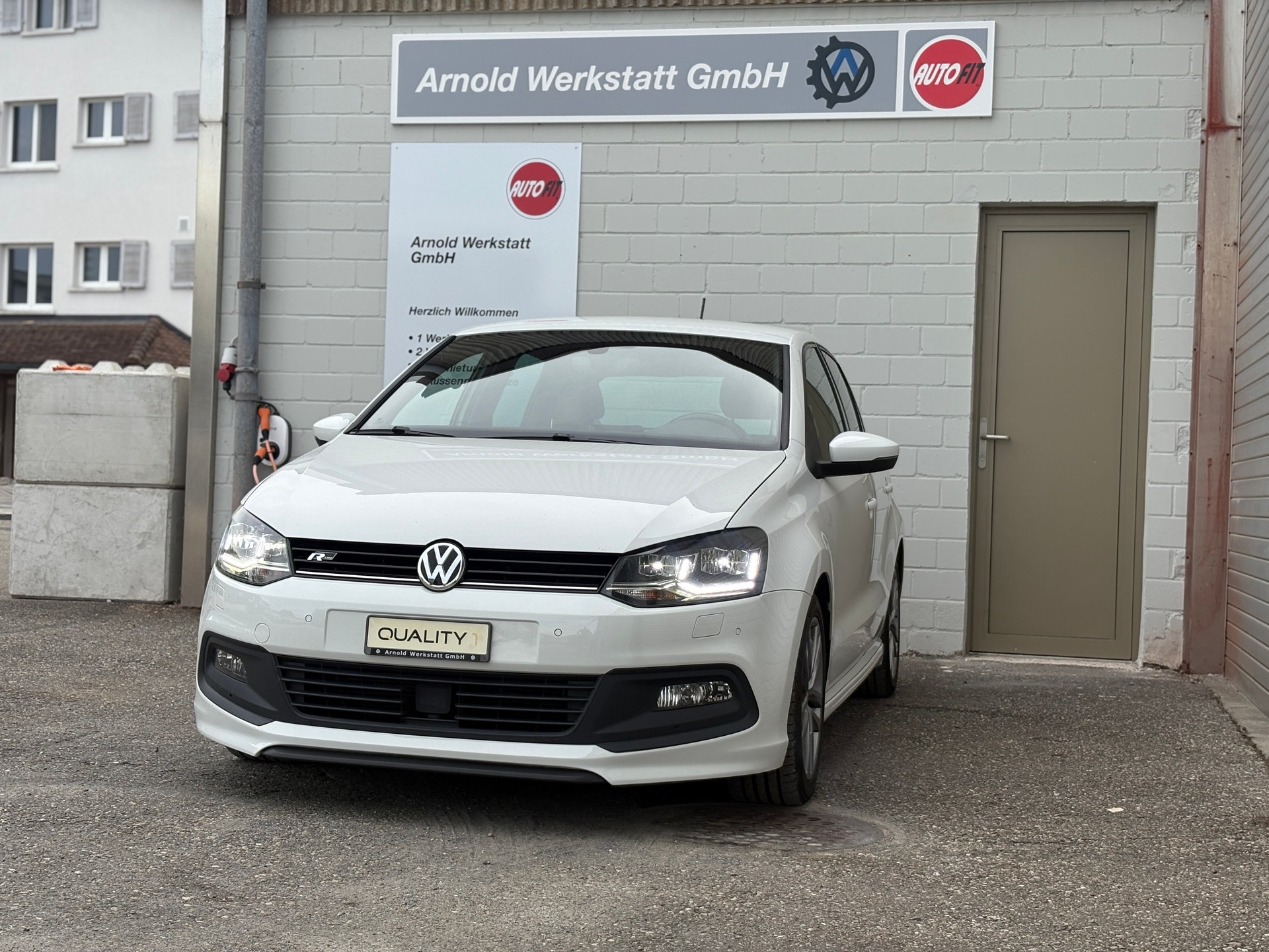 VW Polo 1.0 TSI BMT Allstar R-Line DSG-image-0