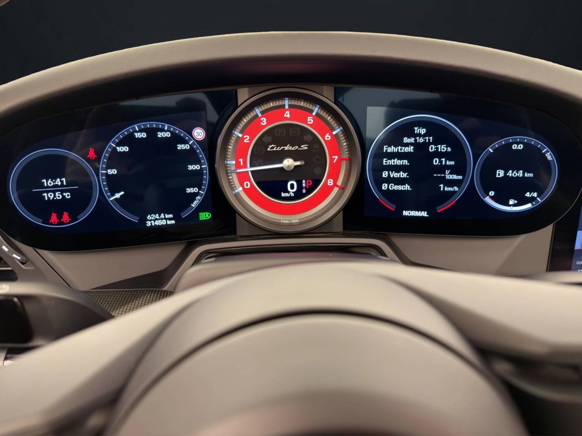 PORSCHE 911 Turbo S Cabriolet-image-21