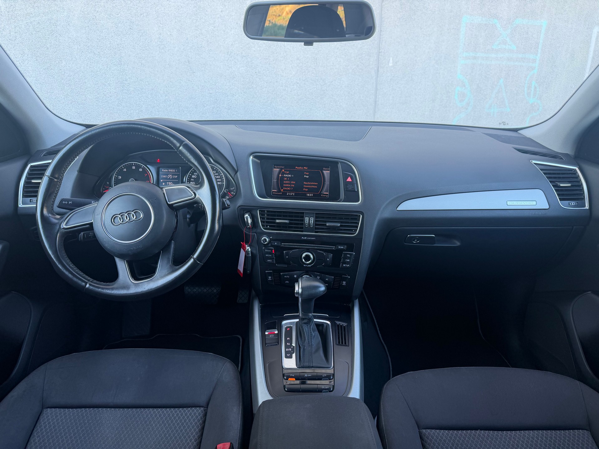AUDI Q5 2.0 TFSI quattro tiptronic-image-8