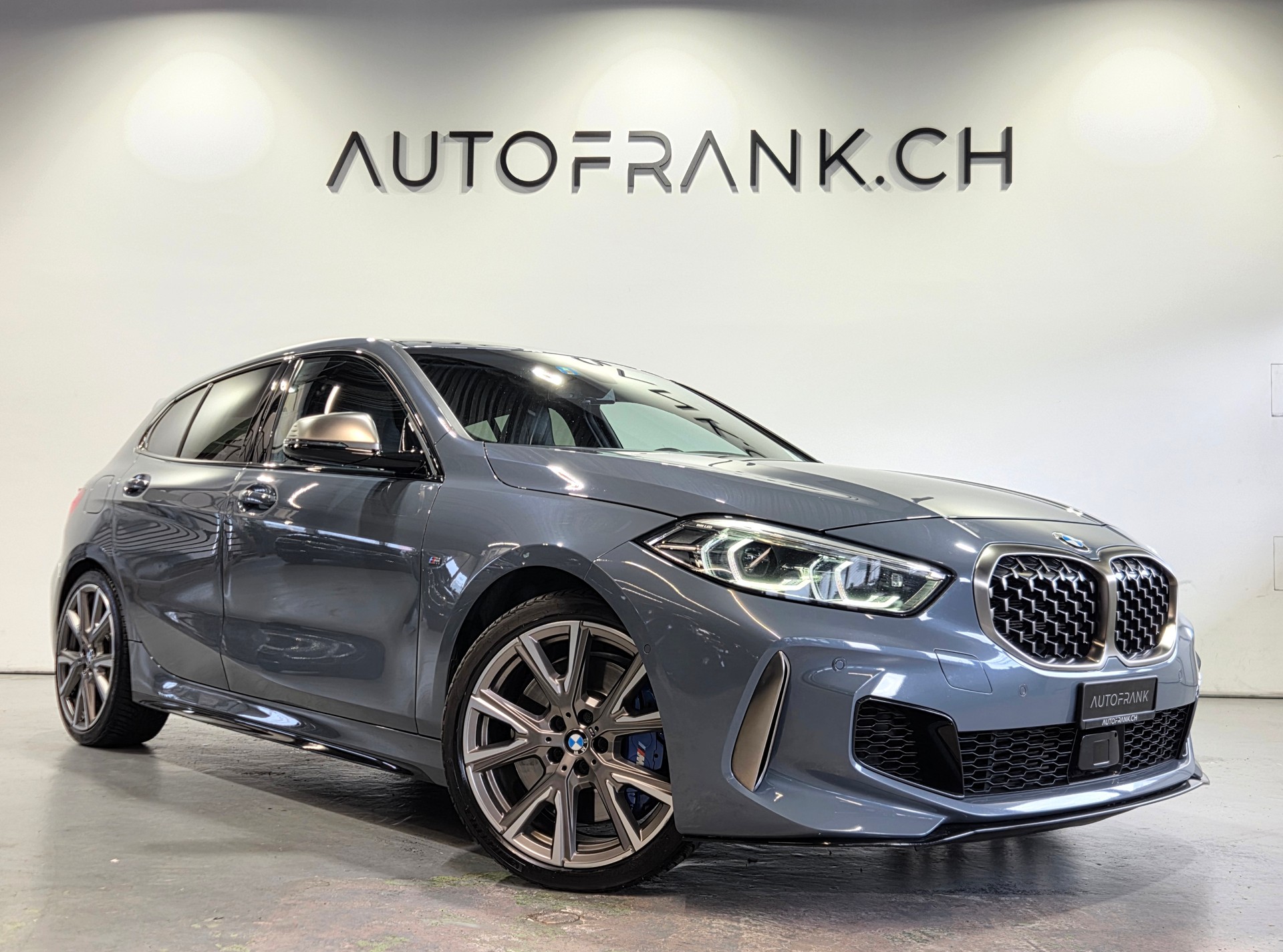 BMW M135i xDrive-image-0