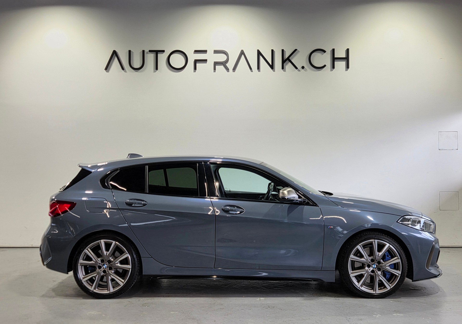 BMW M135i xDrive-image-4
