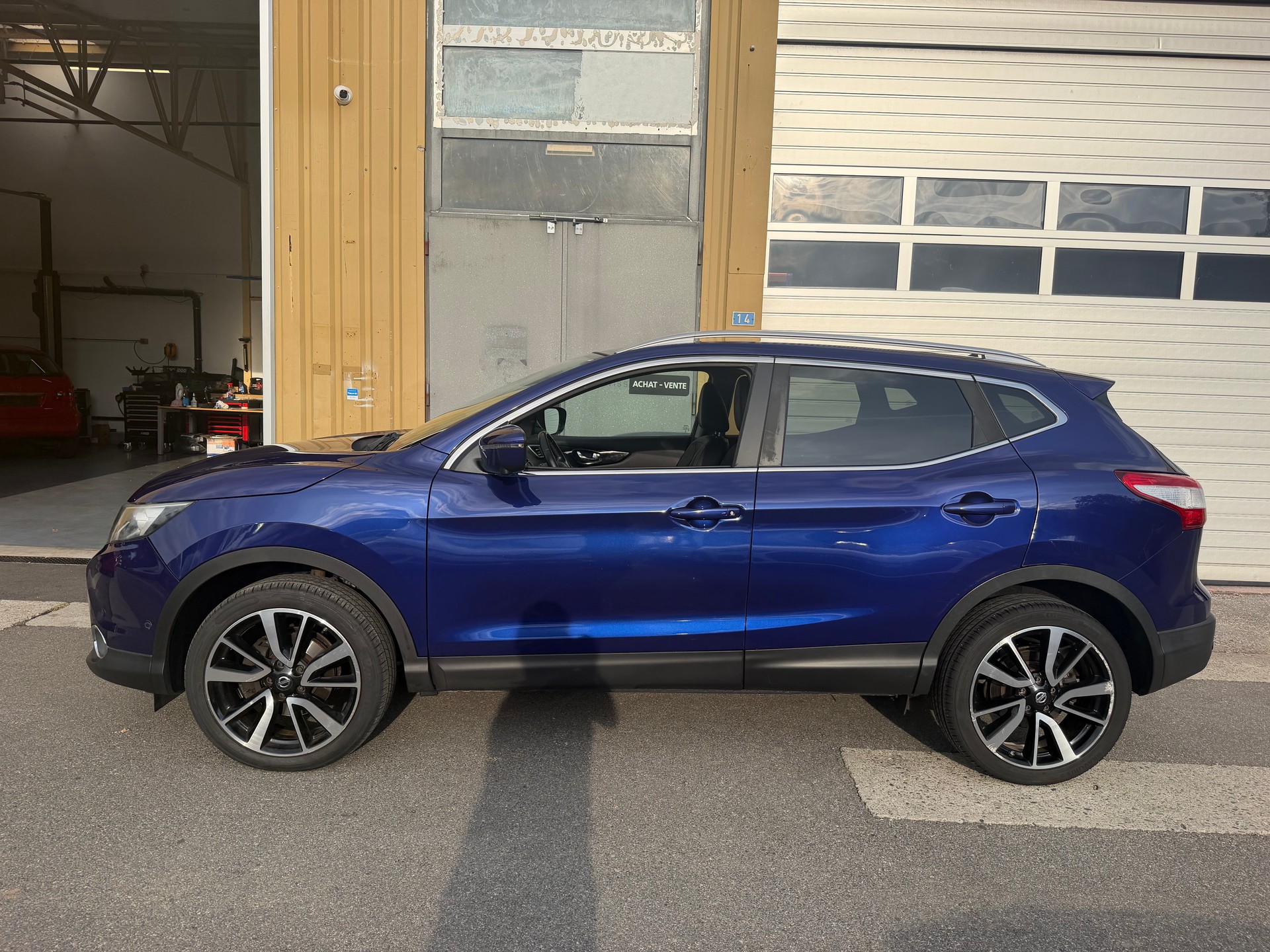 NISSAN Qashqai 1.6 dCi tekna Xtronic CVT-image-13