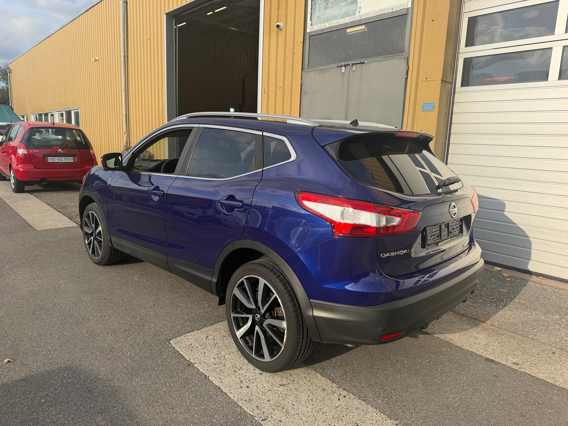 NISSAN Qashqai 1.6 dCi tekna Xtronic CVT-image-3