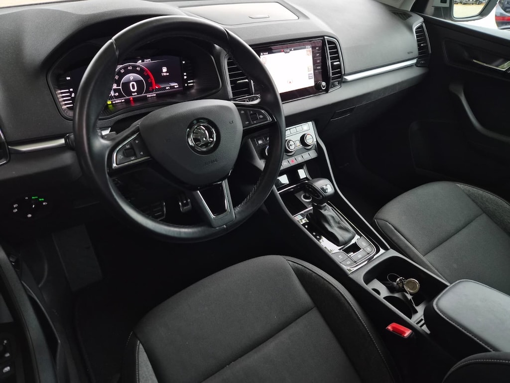 SKODA Karoq 2.0 TDI Drive 125 Years 4x4 DSG-image-4