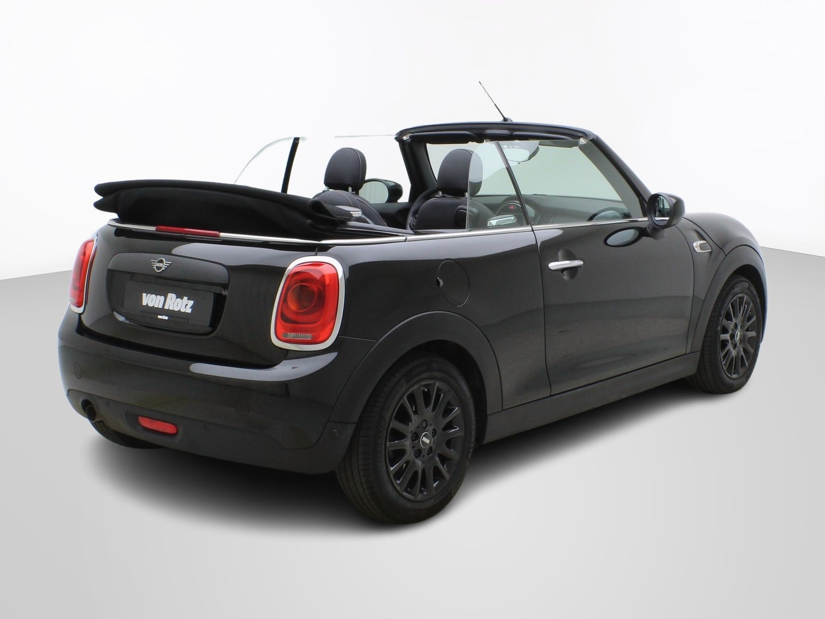 MINI Mini Cabrio F57 1.5i One-image-5