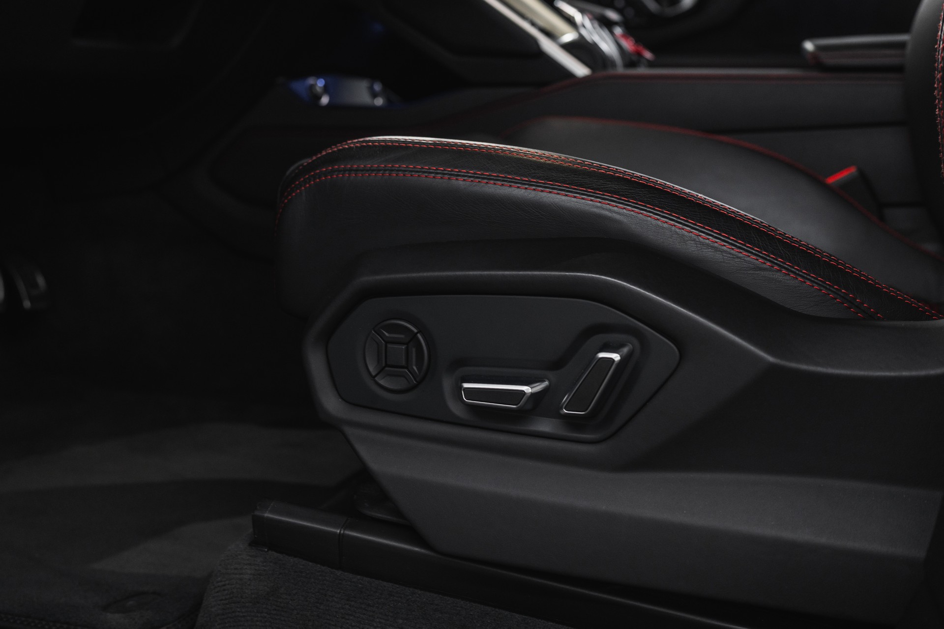 LAMBORGHINI Urus E-Gear-image-14
