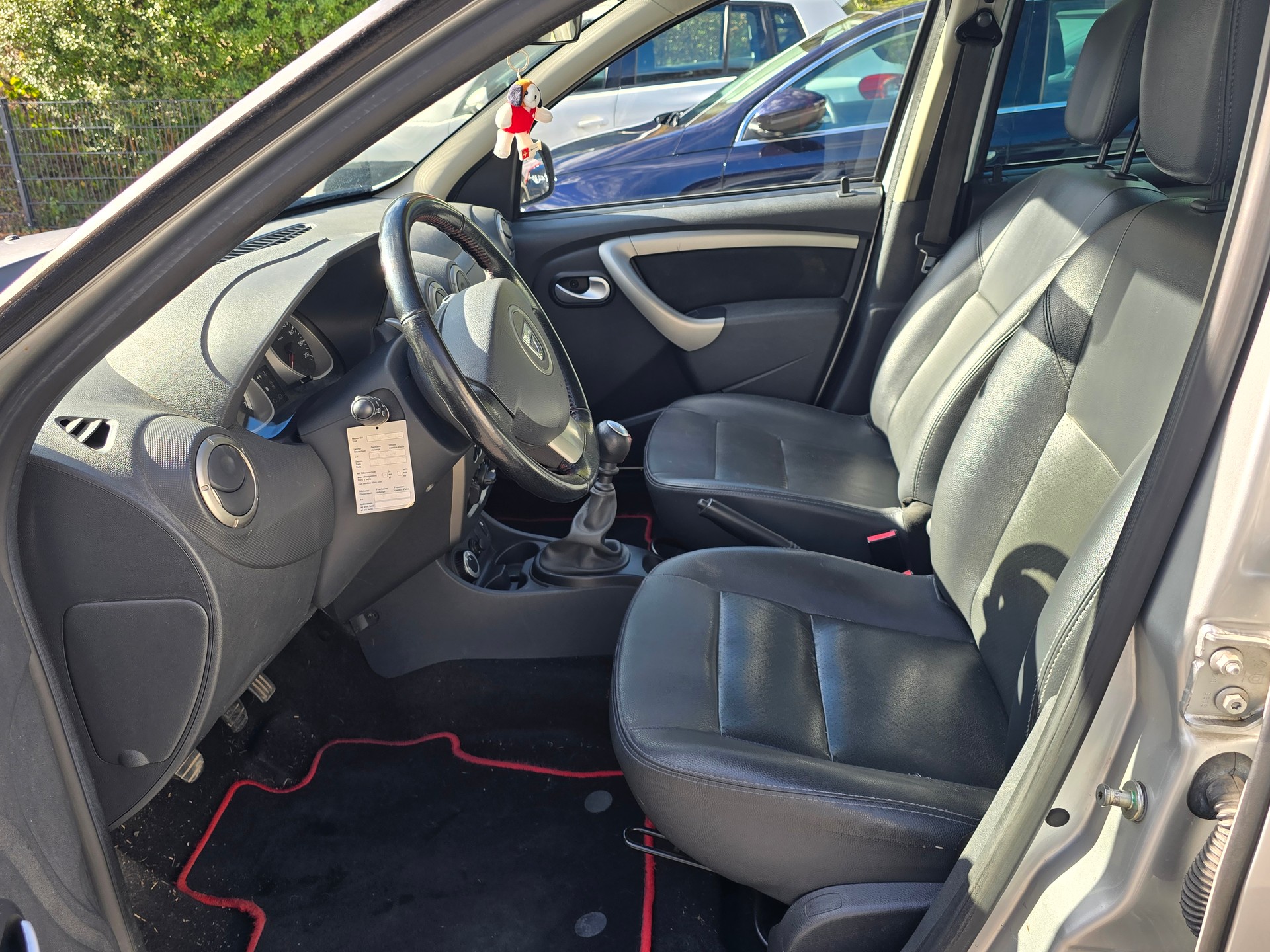 DACIA Duster 1.5 dCi Ambiance 4x4-image-8