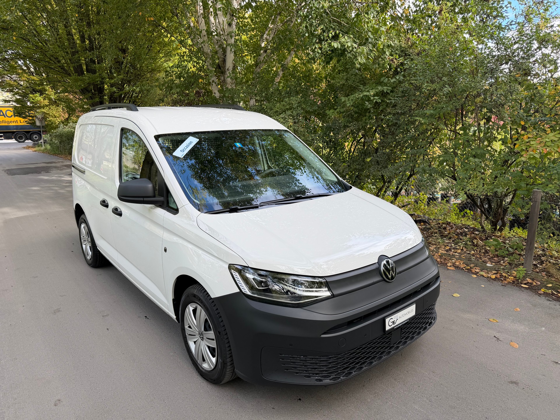 VW Caddy Cargo 2.0TDI-image-1