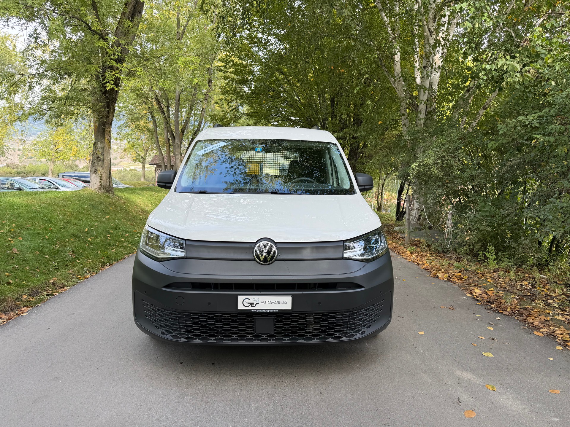 VW Caddy Cargo 2.0TDI-image-3