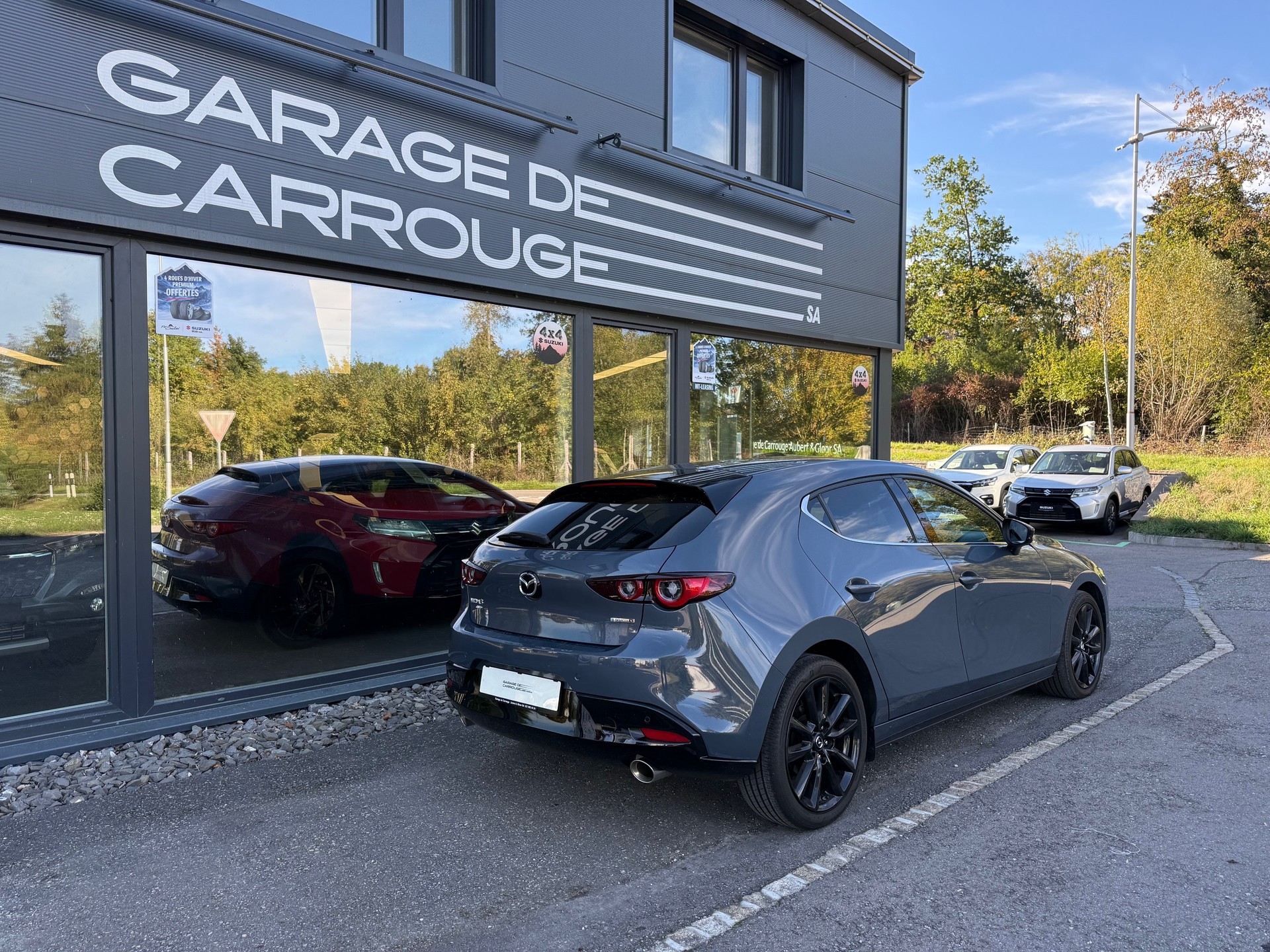 MAZDA 3 Hatchback SKYACTIV-X MHybrid 186 Homura AWD Automat-image-5