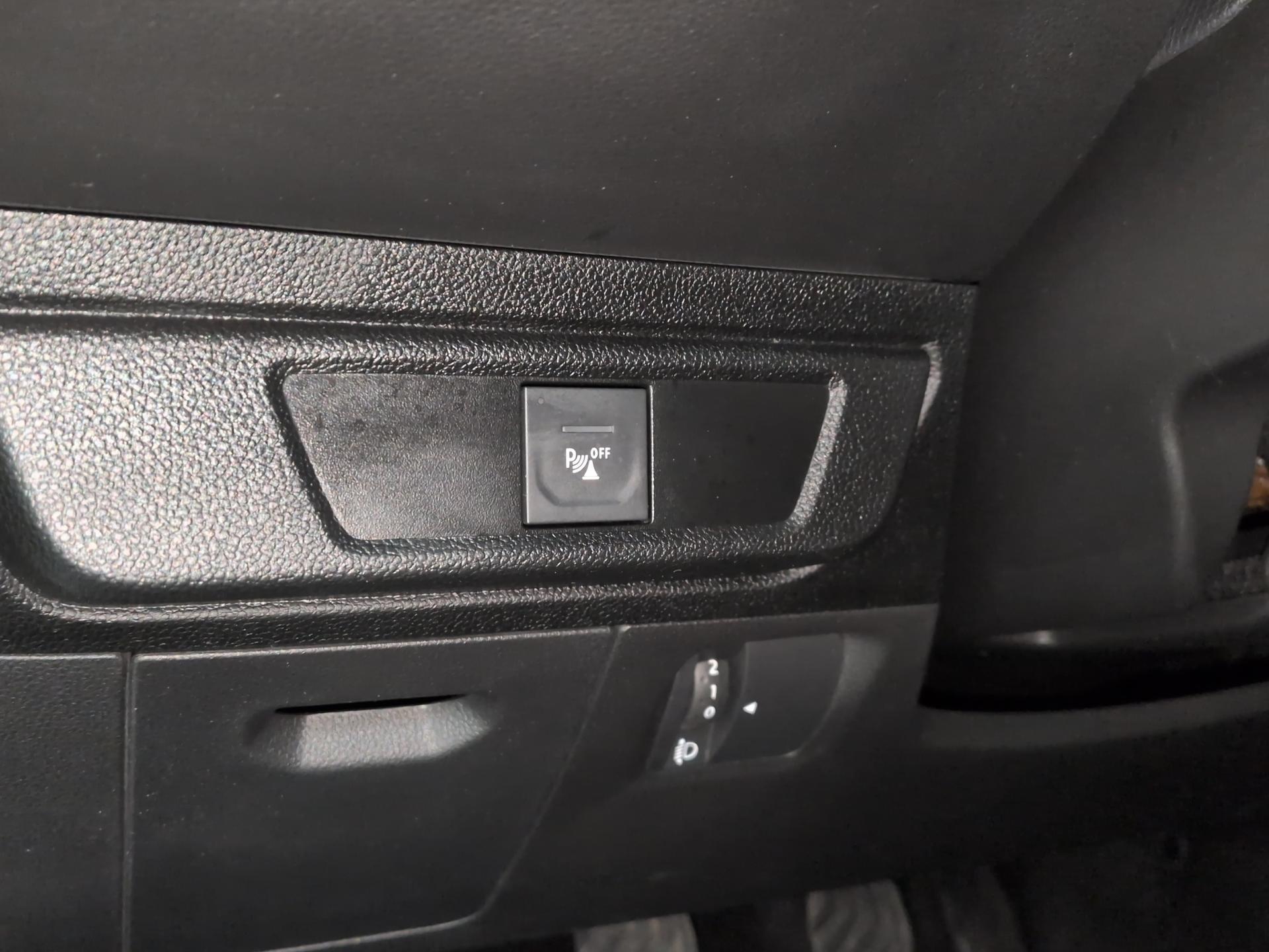 DACIA Sandero Stepway TCe 90 Comfort-image-19
