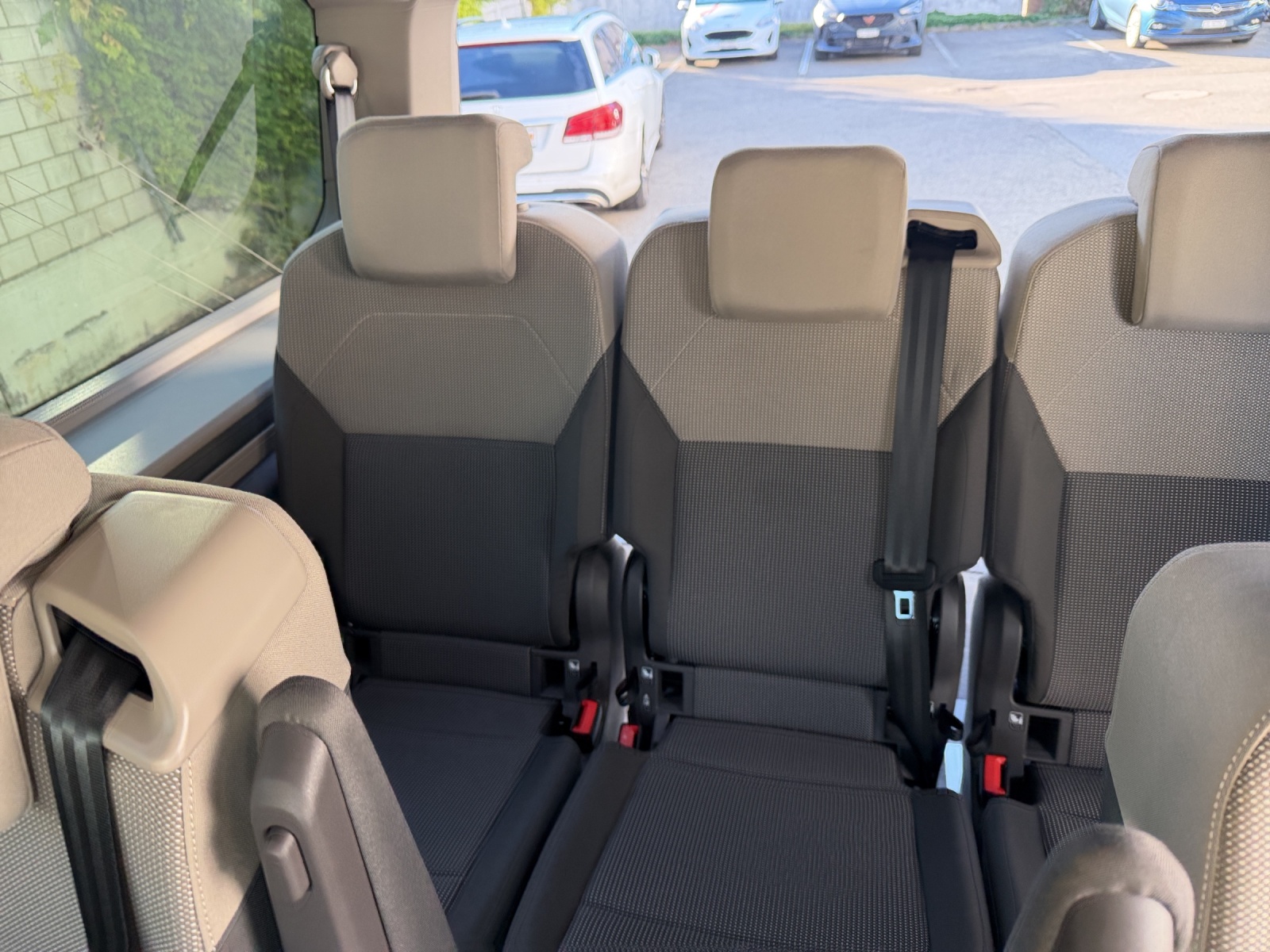 VW Multivan 1.5 eHybrid Life Lang DSG-image-14