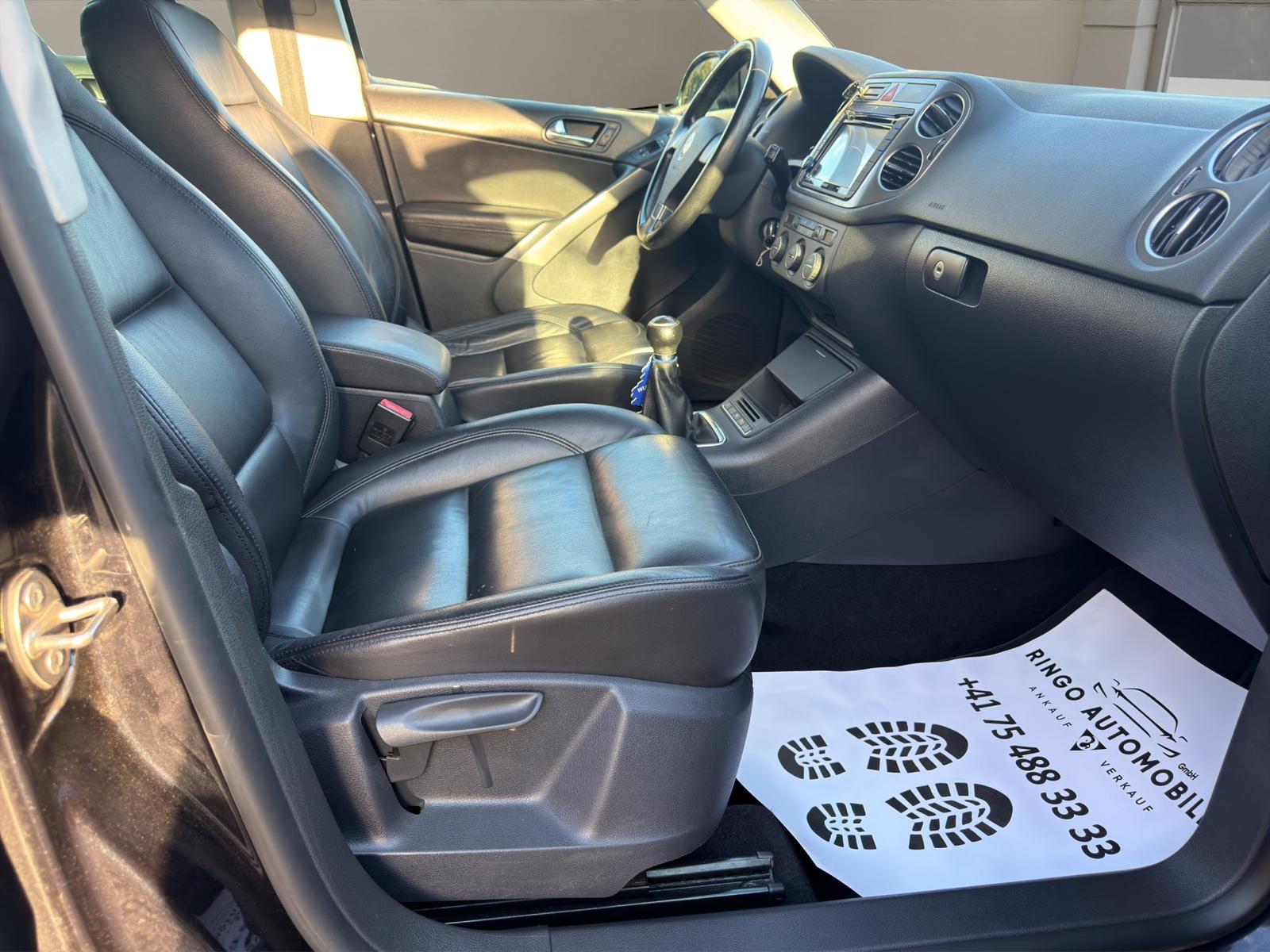 VW Tiguan 2.0 TSI Sport&Style-image-10