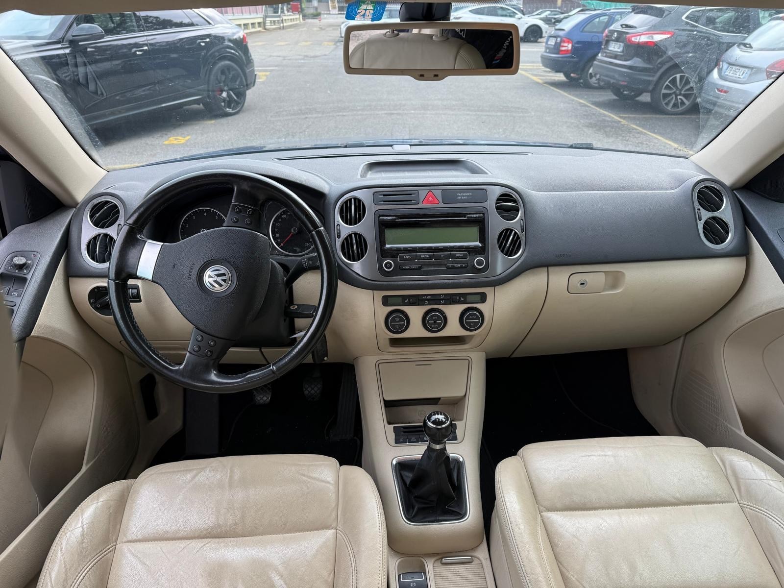 VW Tiguan 2.0 TSI Sport&Style-image-7