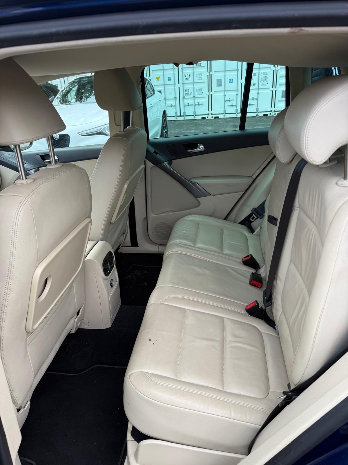 VW Tiguan 2.0 TSI Sport&Style-image-6