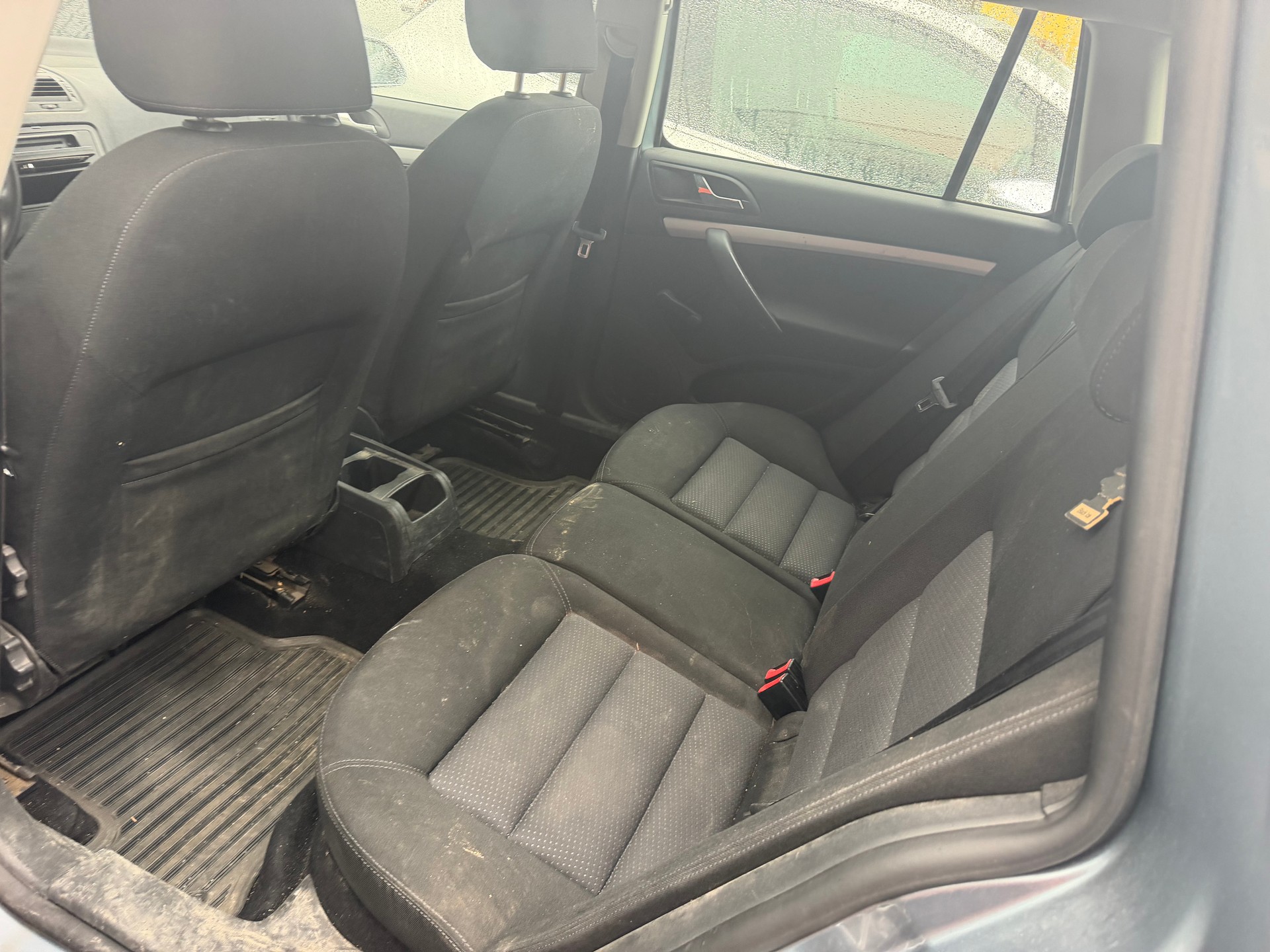 SKODA Octavia 2.0 FSI Laurin & Klement 4x4-image-5