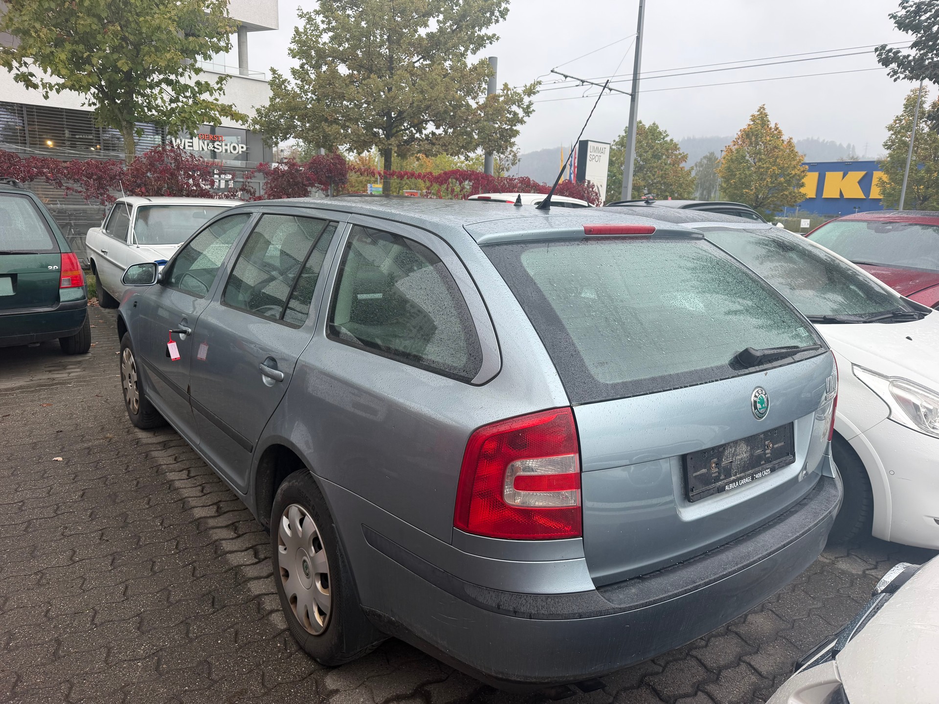 SKODA Octavia 2.0 FSI Laurin & Klement 4x4-image-2