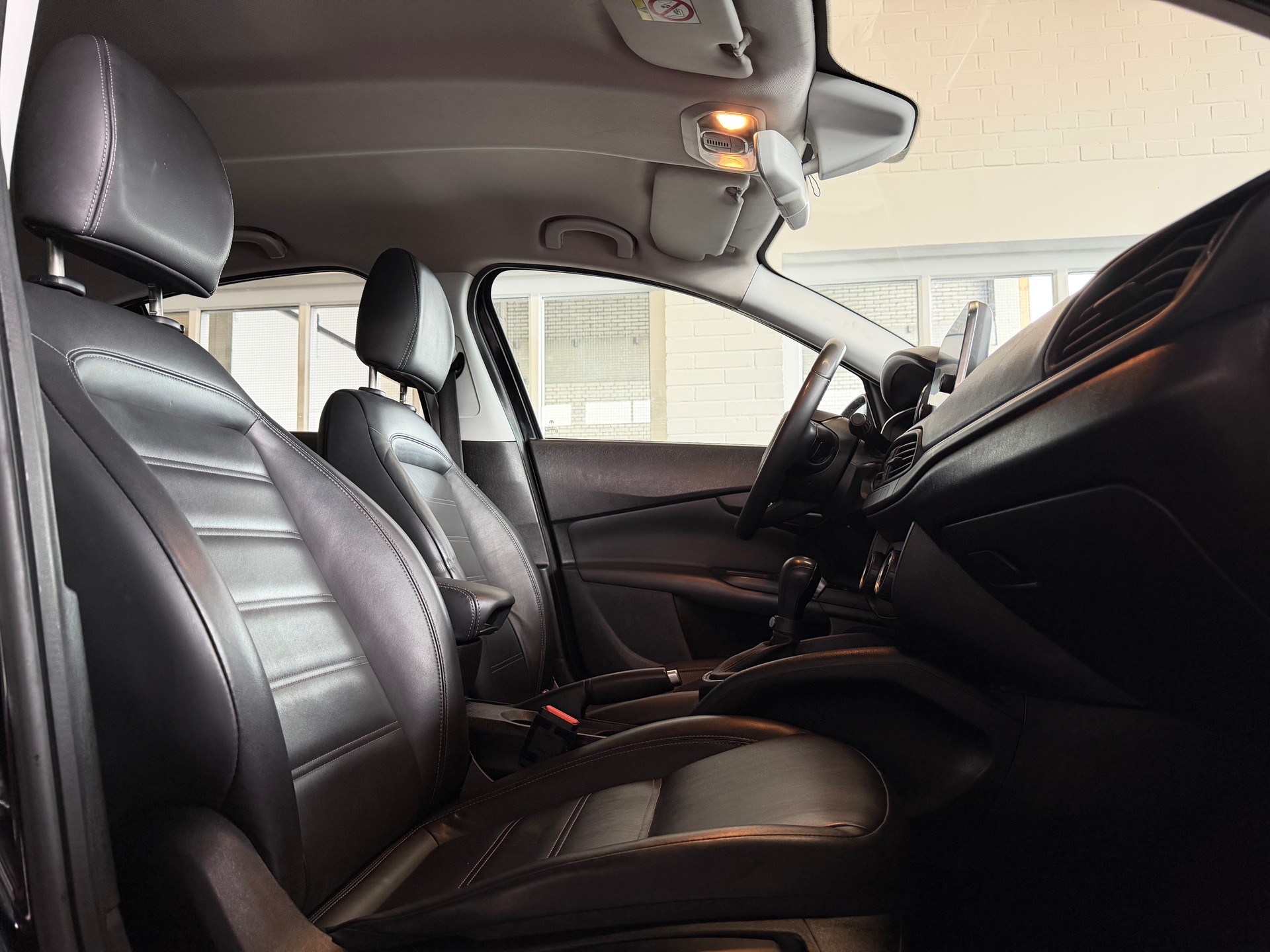 FIAT Tipo 1.6MJ Lounge DCT-6-image-7
