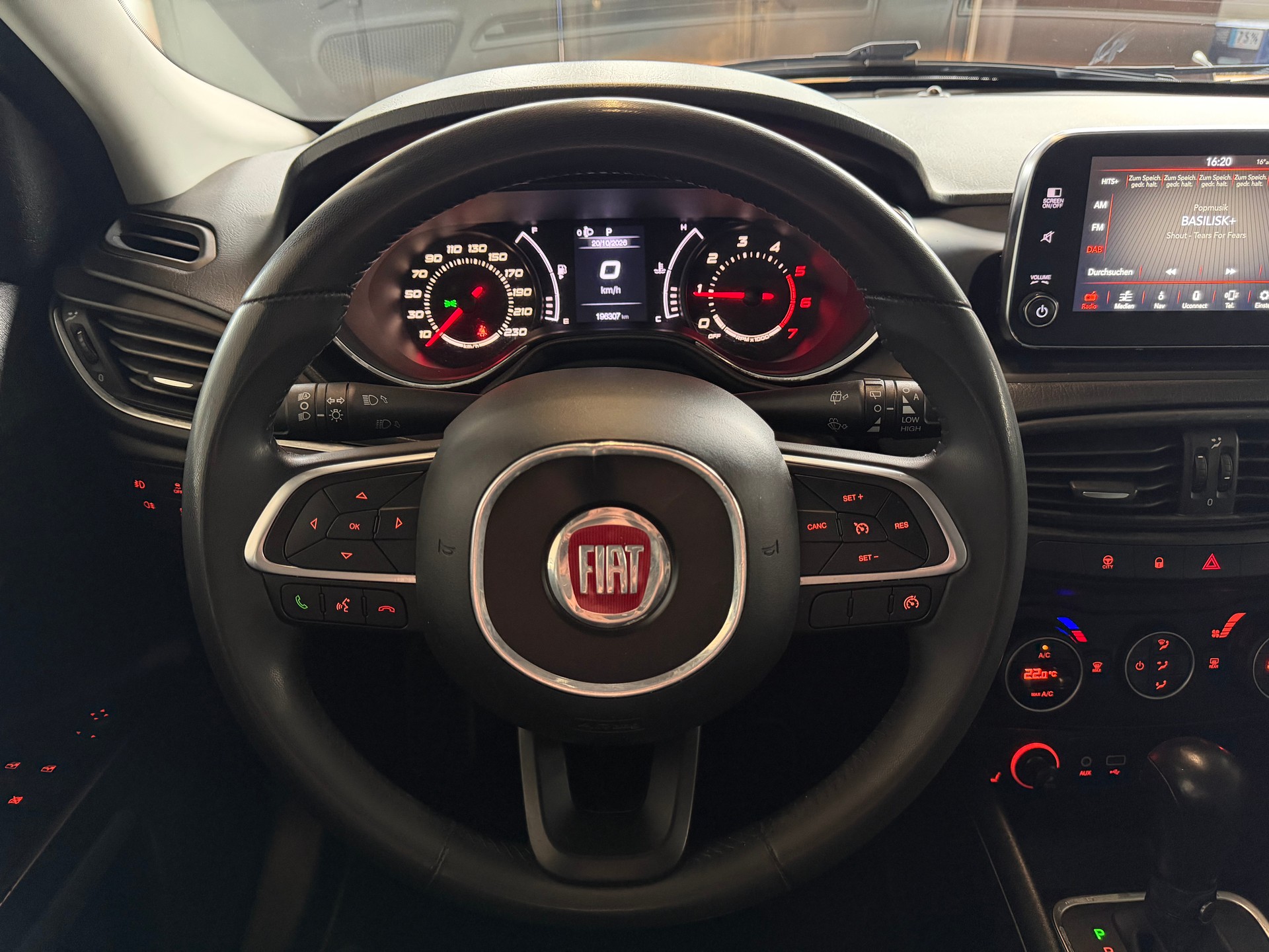 FIAT Tipo 1.6MJ Lounge DCT-6-image-11