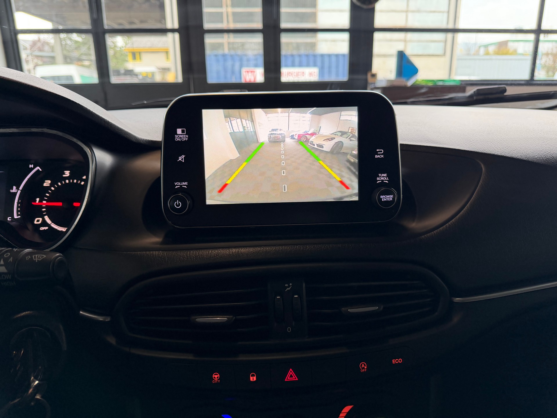 FIAT Tipo 1.6MJ Lounge DCT-6-image-13