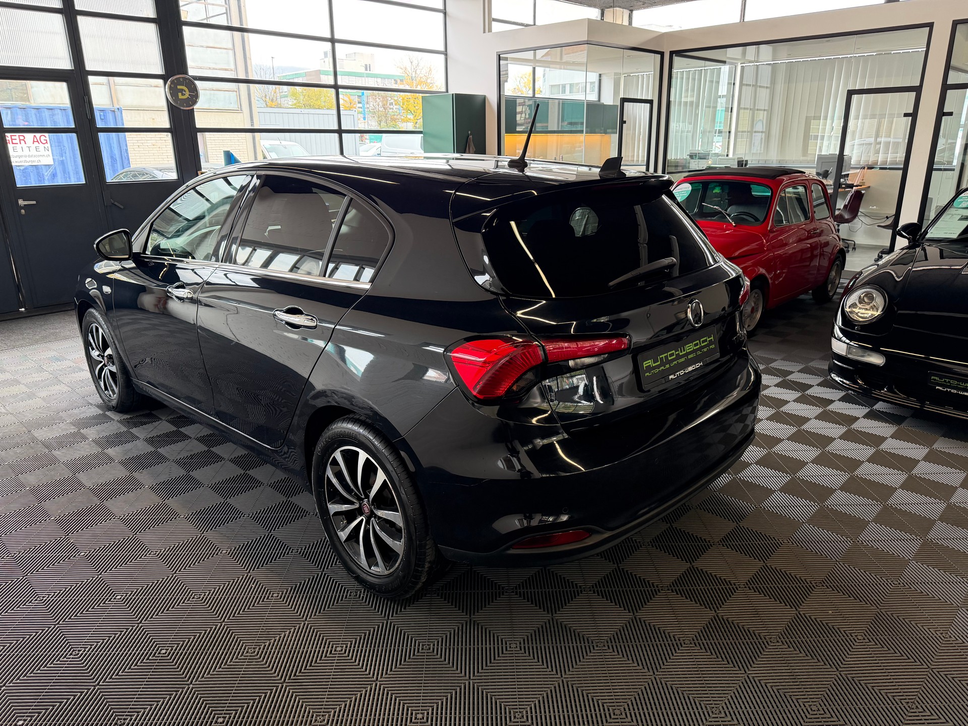FIAT Tipo 1.6MJ Lounge DCT-6-image-4