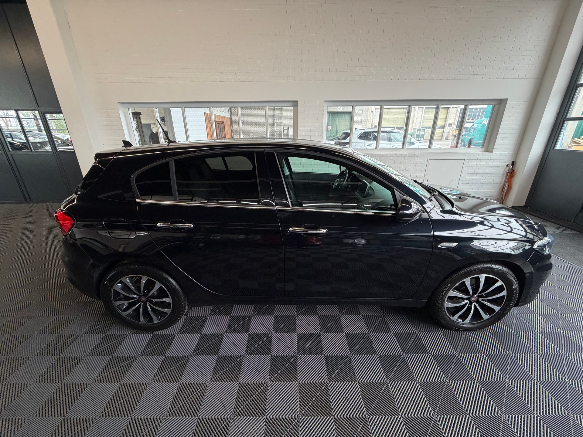 FIAT Tipo 1.6MJ Lounge DCT-6-image-1