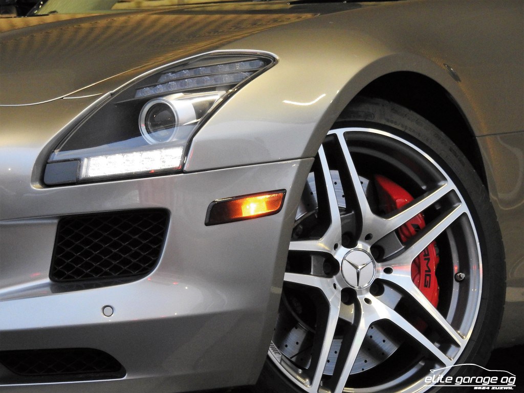 MERCEDES-BENZ SLS 63 AMG GT Speedshift-image-5